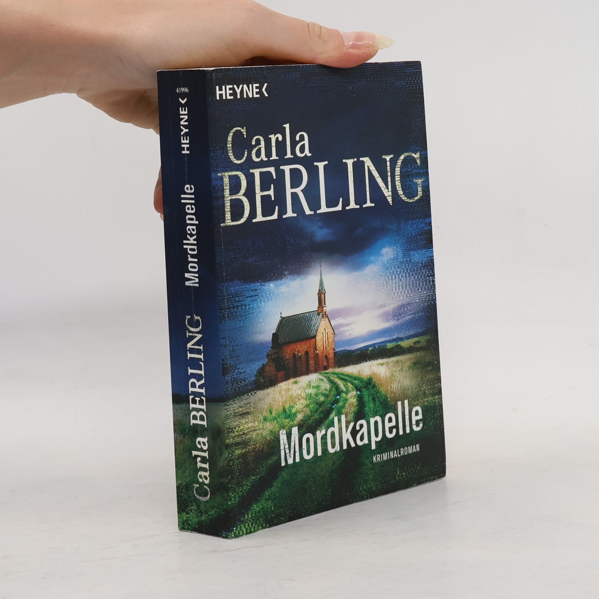 Carla Berling Mordkapelle