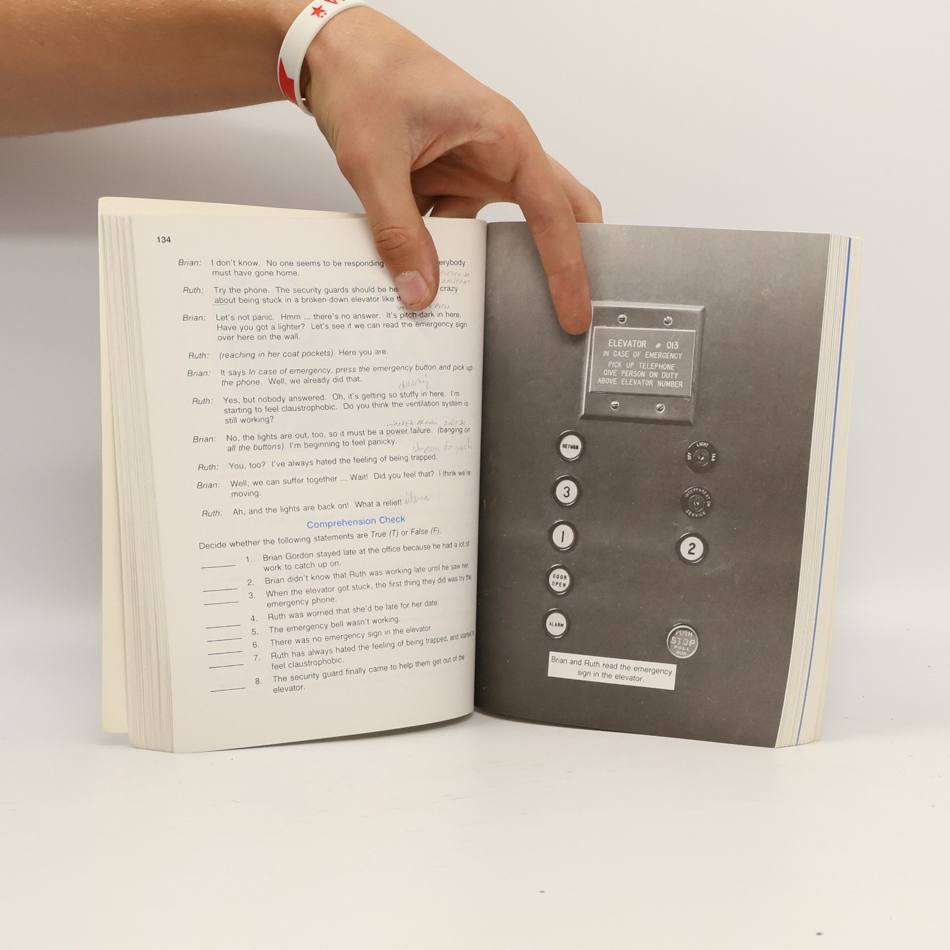 Autorenkollektiv Moving ahead in English
