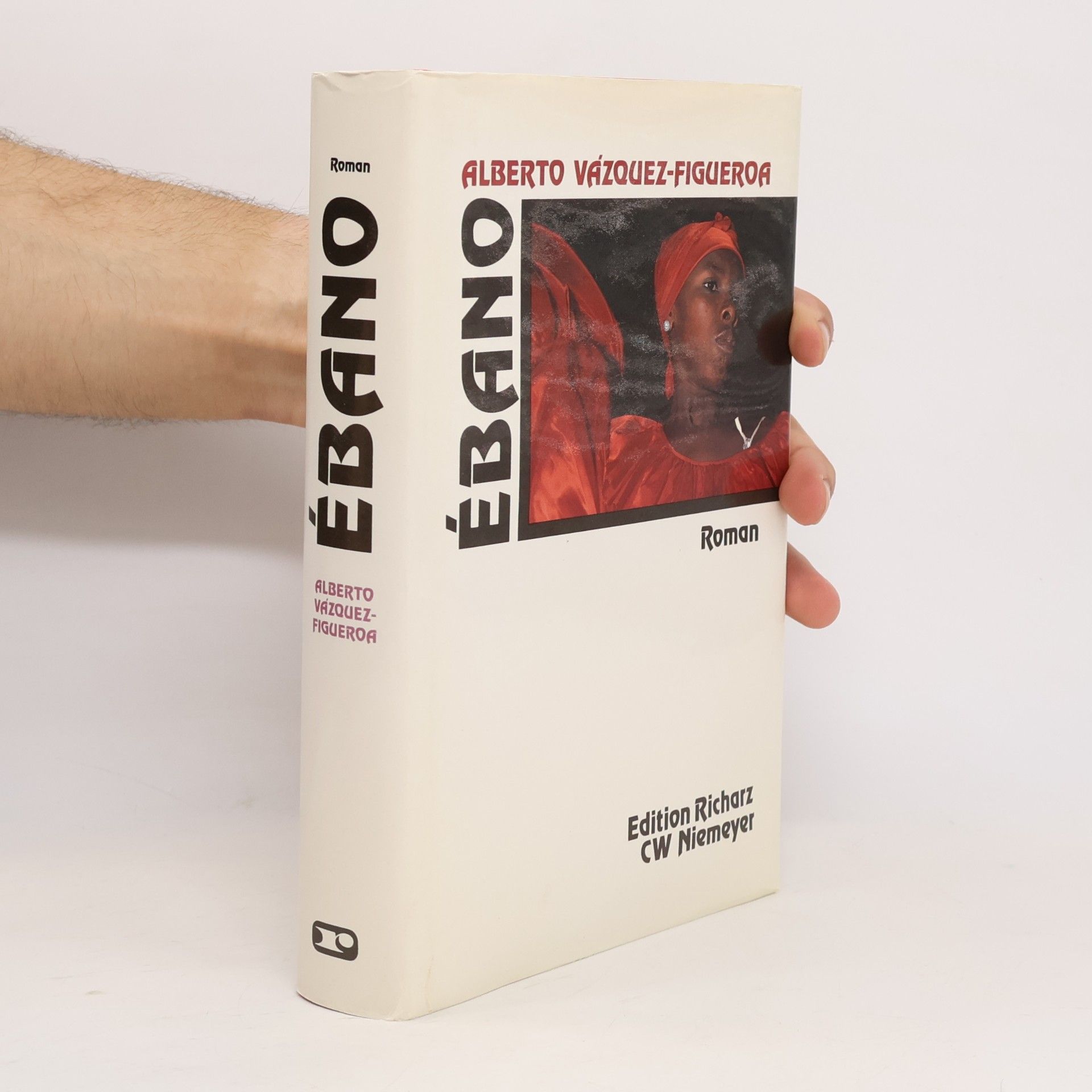 Alberto Vázquez-Figueroa Ébano