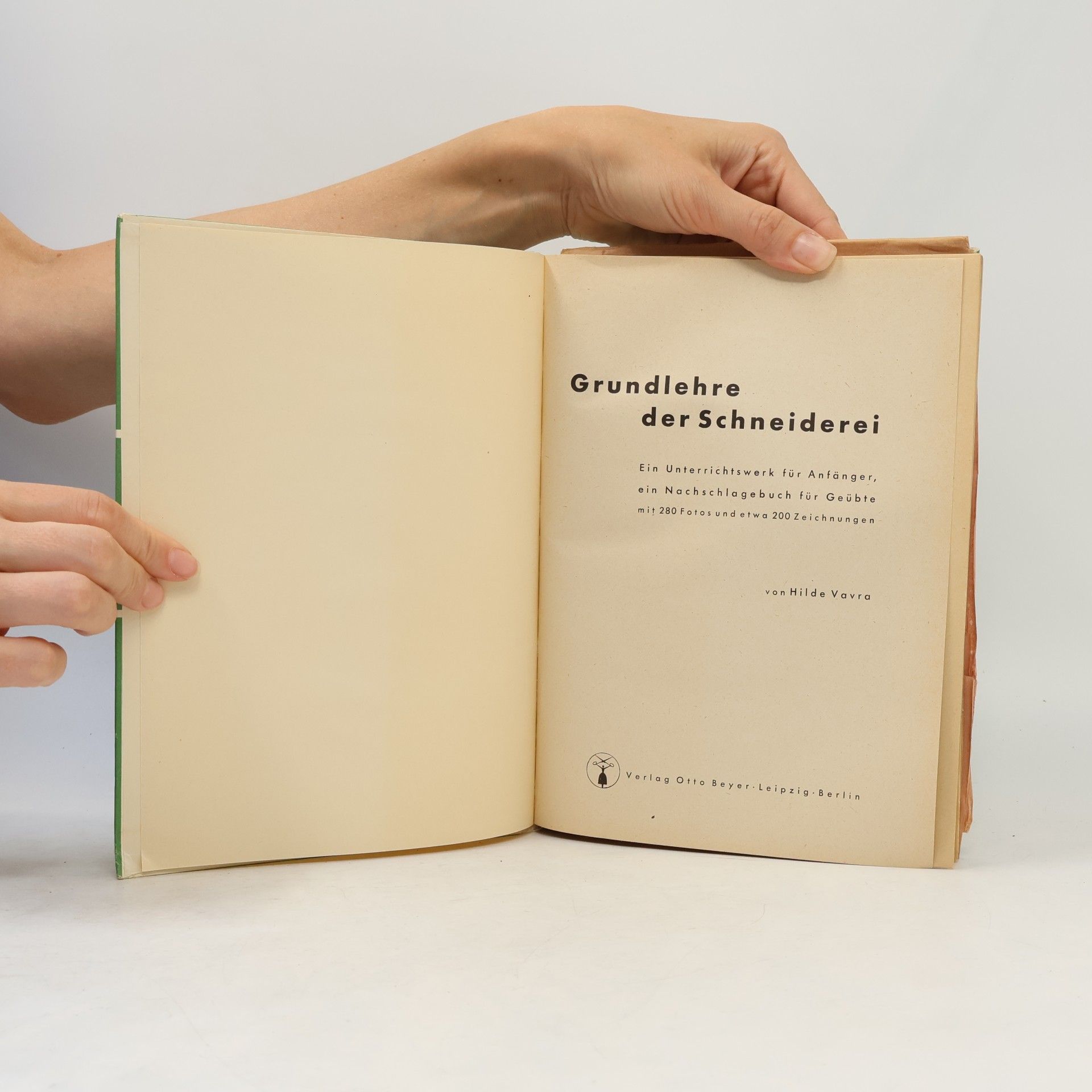 Hilde Vavra Grundlehre der schneiderei