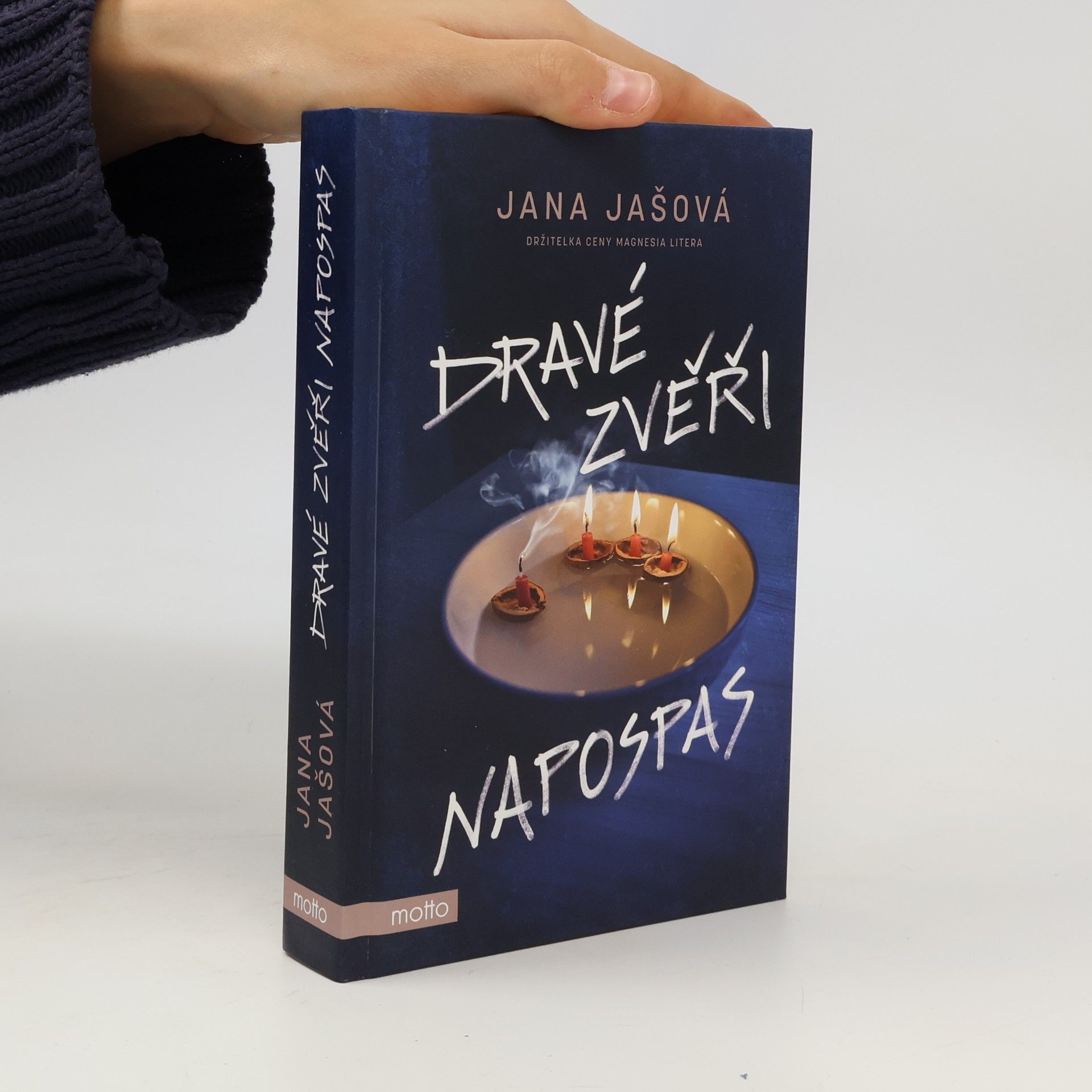 Jana Jašová Dravé zvěři napospas