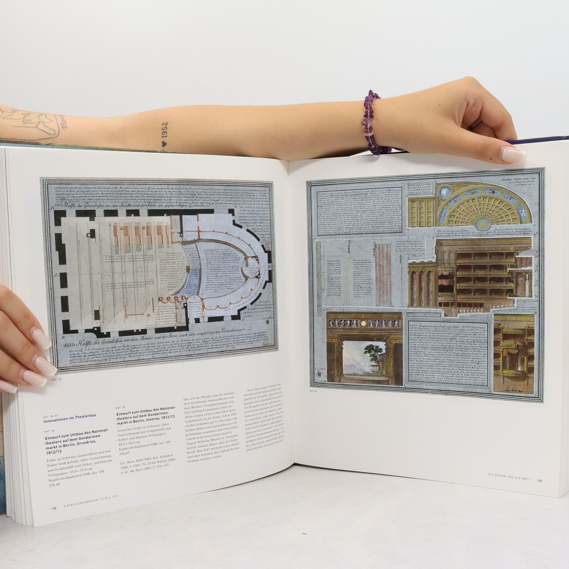 Nikolaus Pevsner Karl Friedrich Schinkel, Geschichte und Poesie - Katalogbuch zu den Ausstellungen im Kunstforum in Berlin vom 7.9.2012-6.1.2013 und in der Kunsthalle der Hypo Kulturstiftung vom 1.2.-12.5.2013