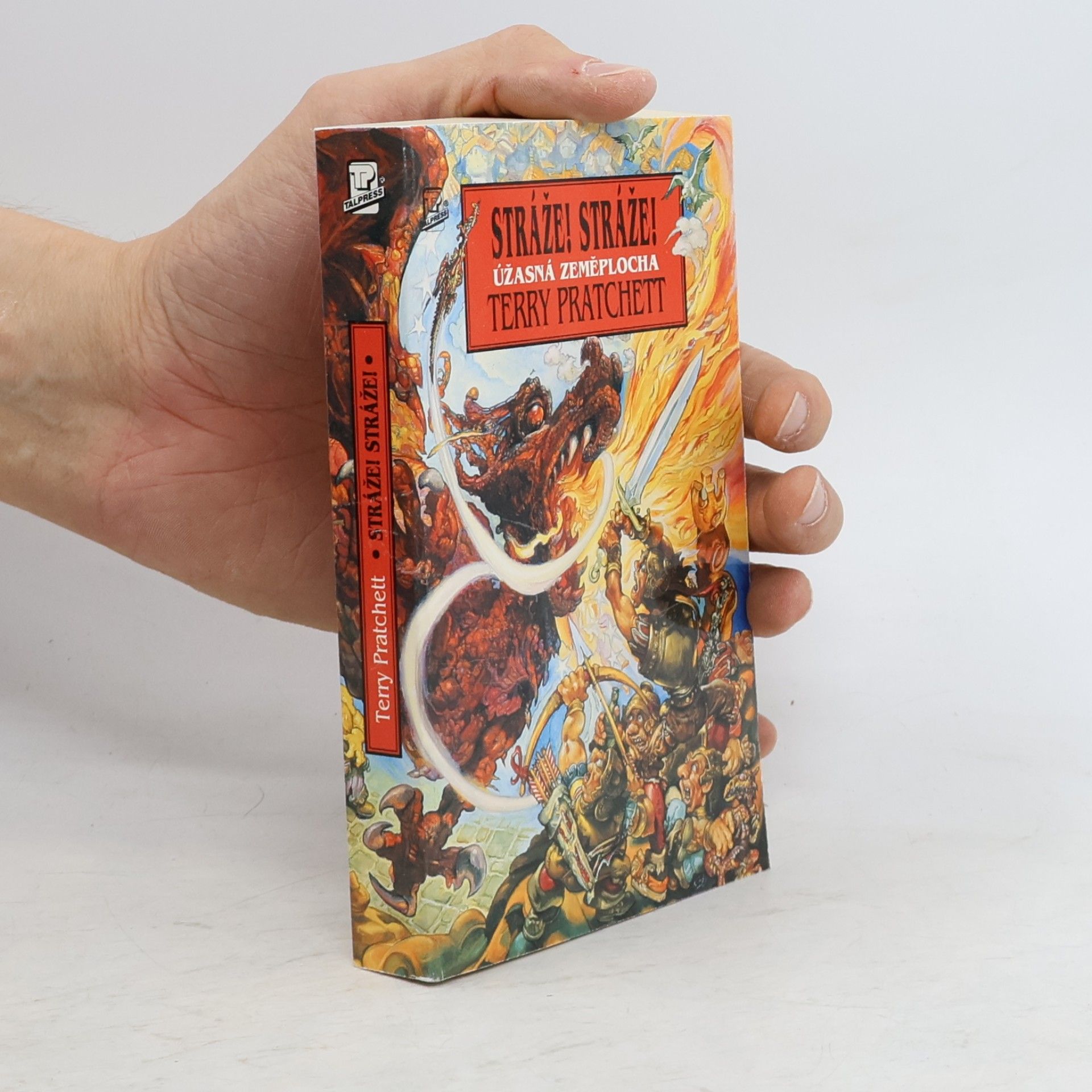 Terry Pratchett Stráže! Stráže!