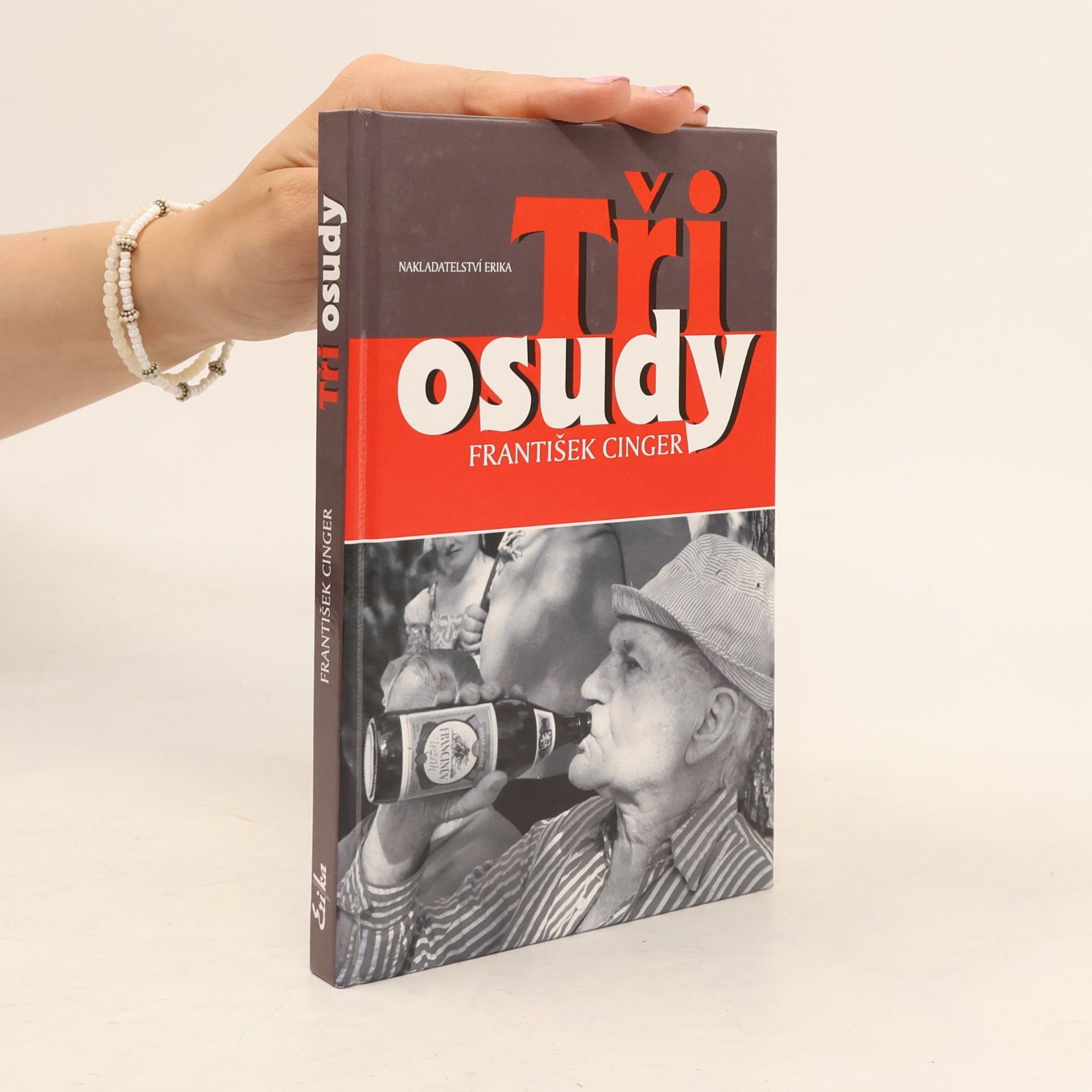 Tři osudy