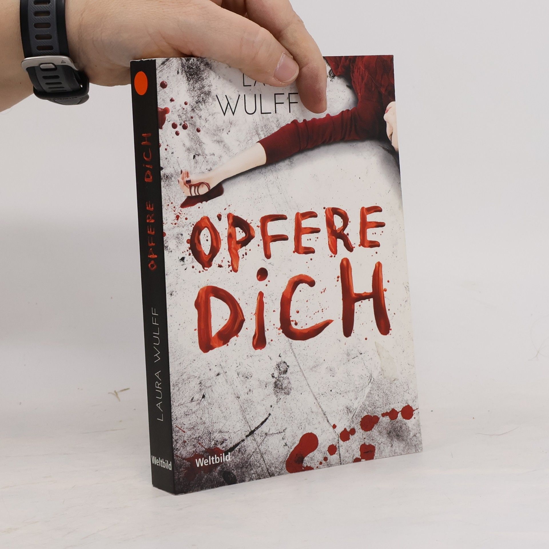 Laura Wulff Opfere dich