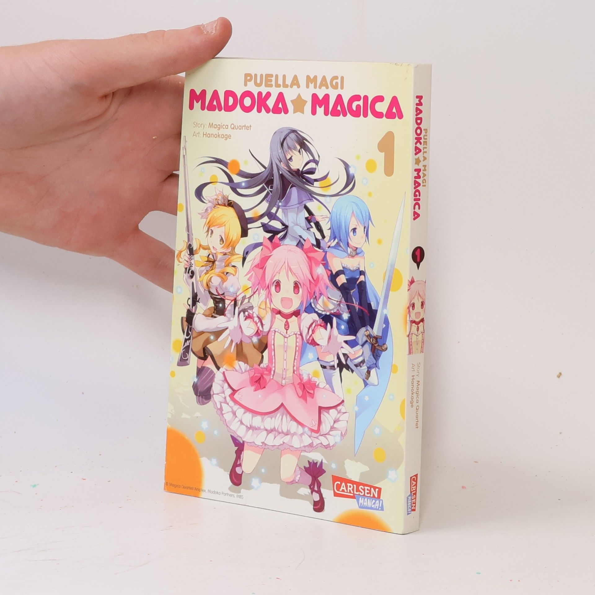 AA.VV. Puella magi Madoka magica