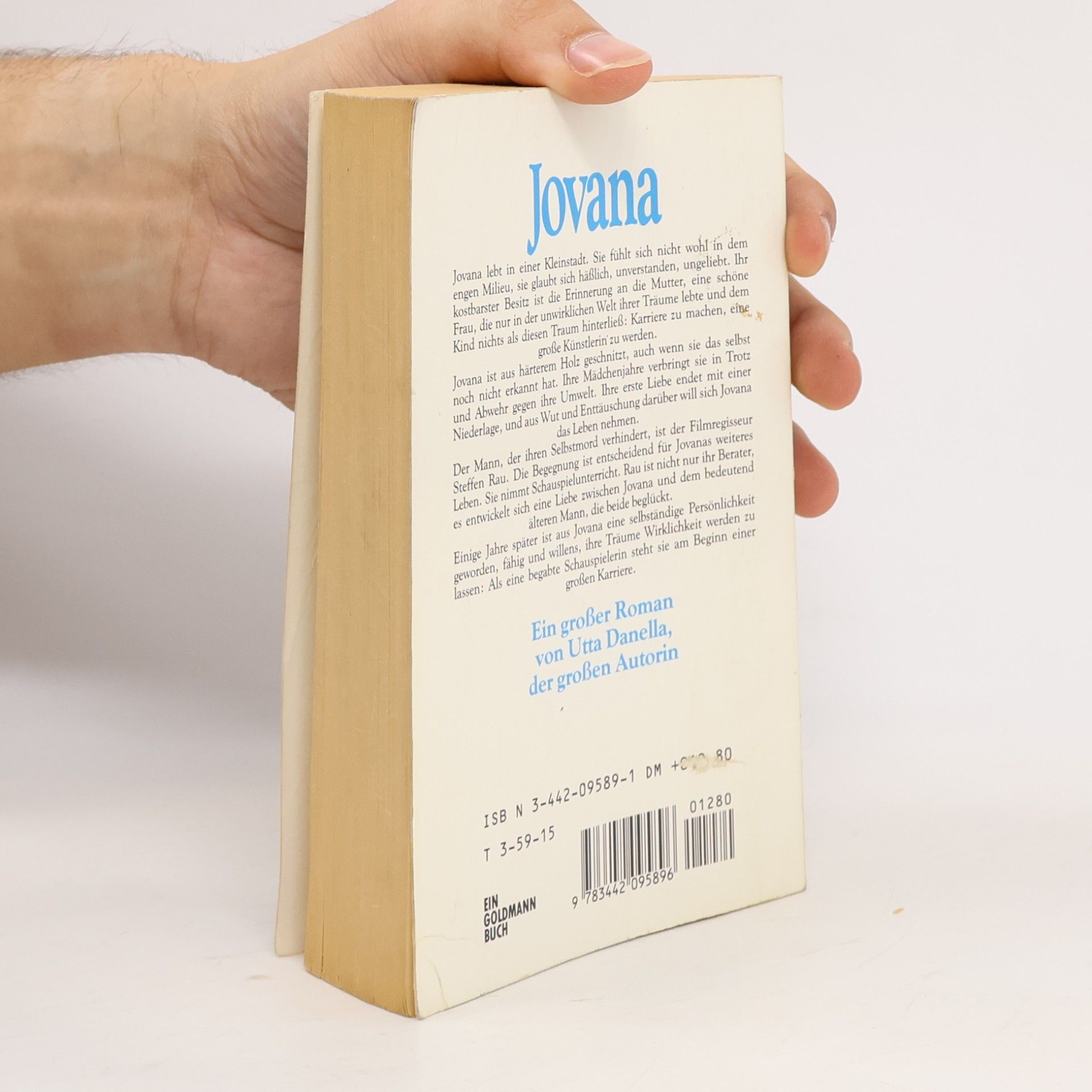 Utta Danella Jovana