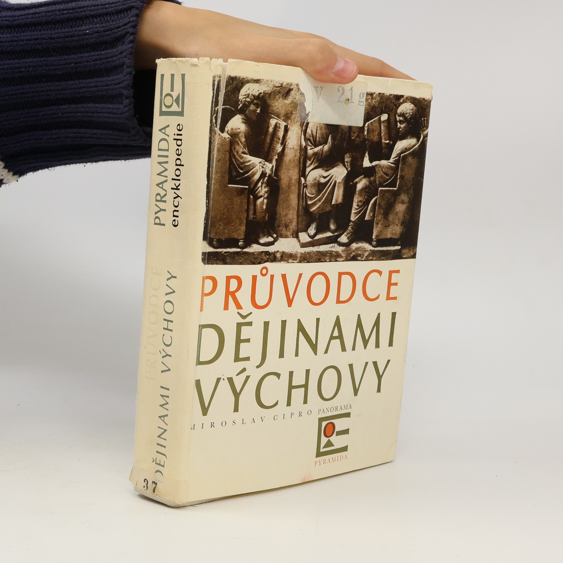 Miroslav Cipro Průvodce dějinami výchovy