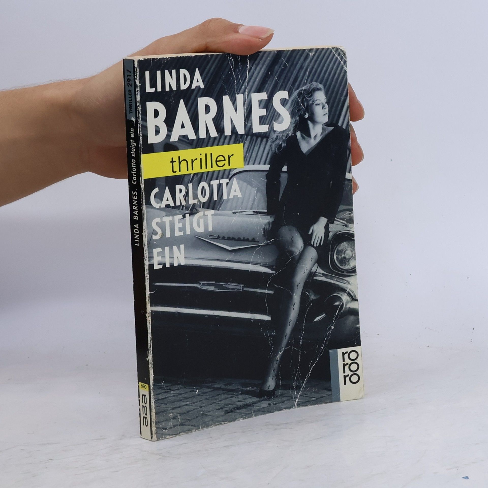 Linda Barnes Carlotta steigt ein