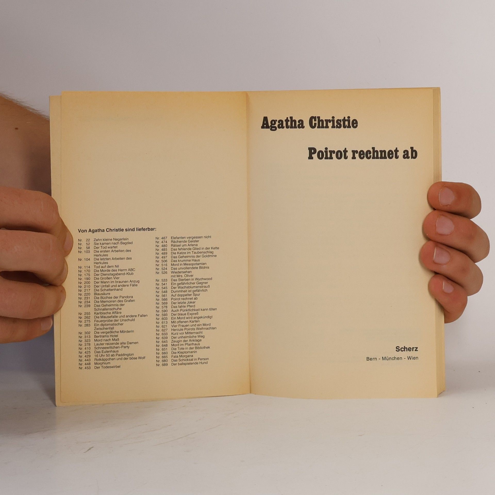 Agatha Christie Poirot rechnet ab
