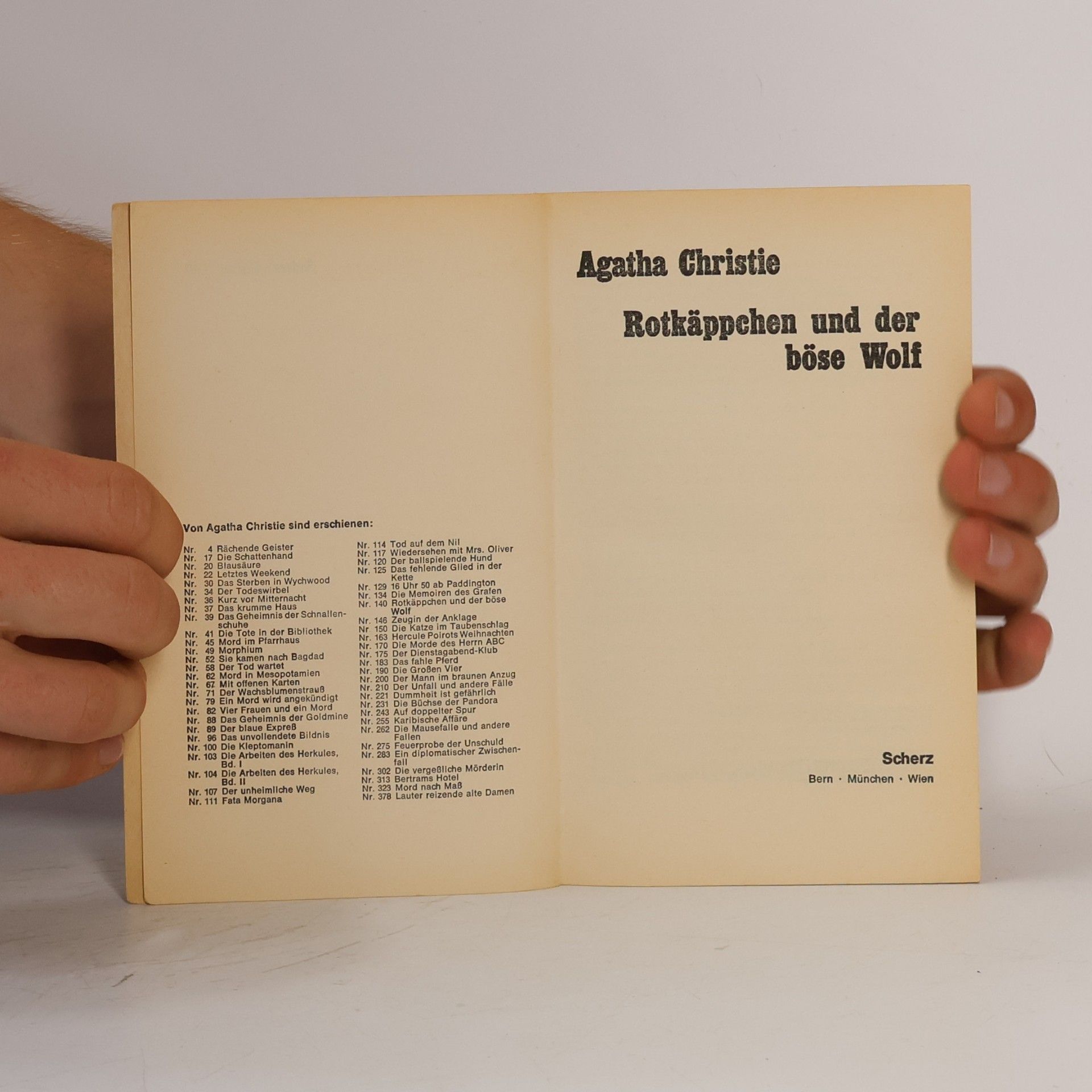 Agatha Christie Rotkäppchen und der böse Wolf