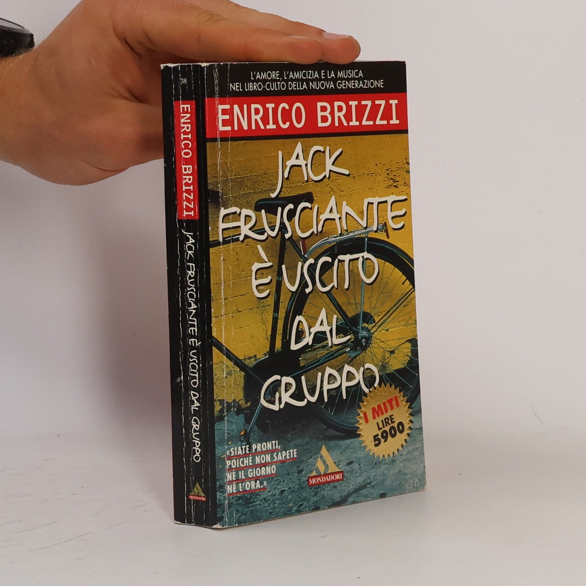 Enrico Brizzi Jack Frusciante è uscito dal gruppo