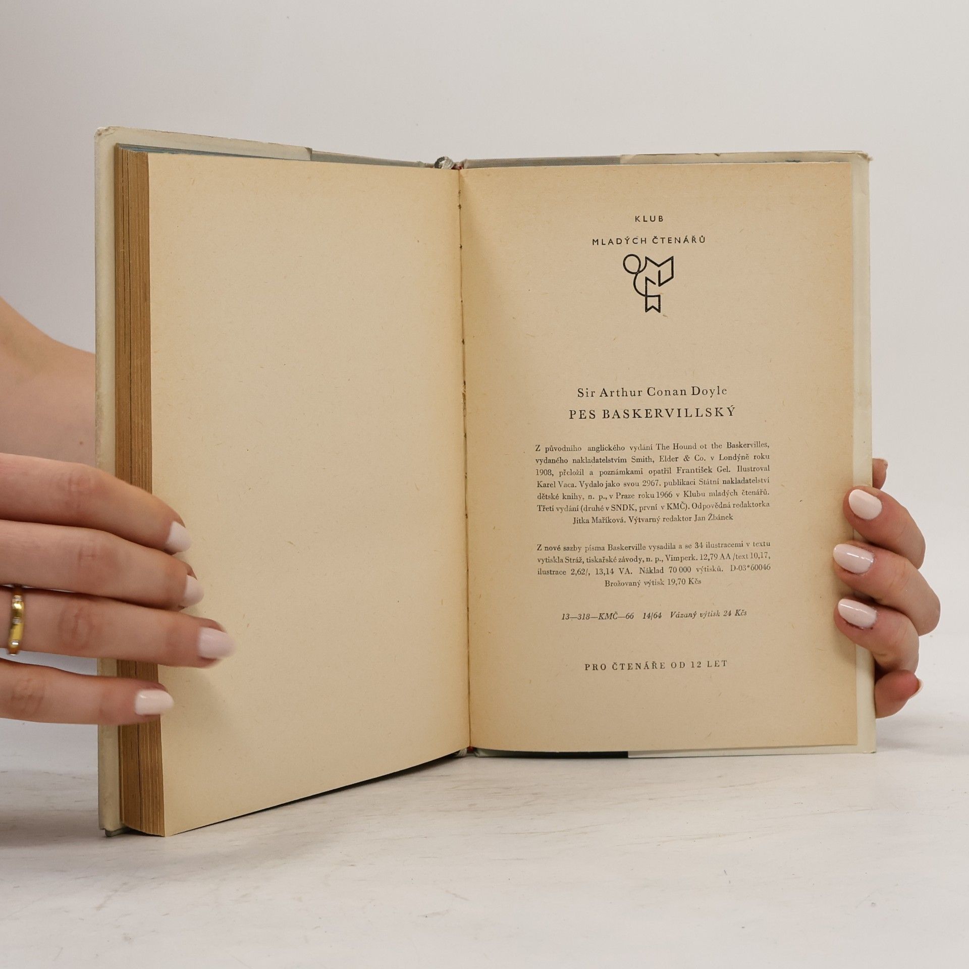 Arthur Conan Doyle Pes baskervillský