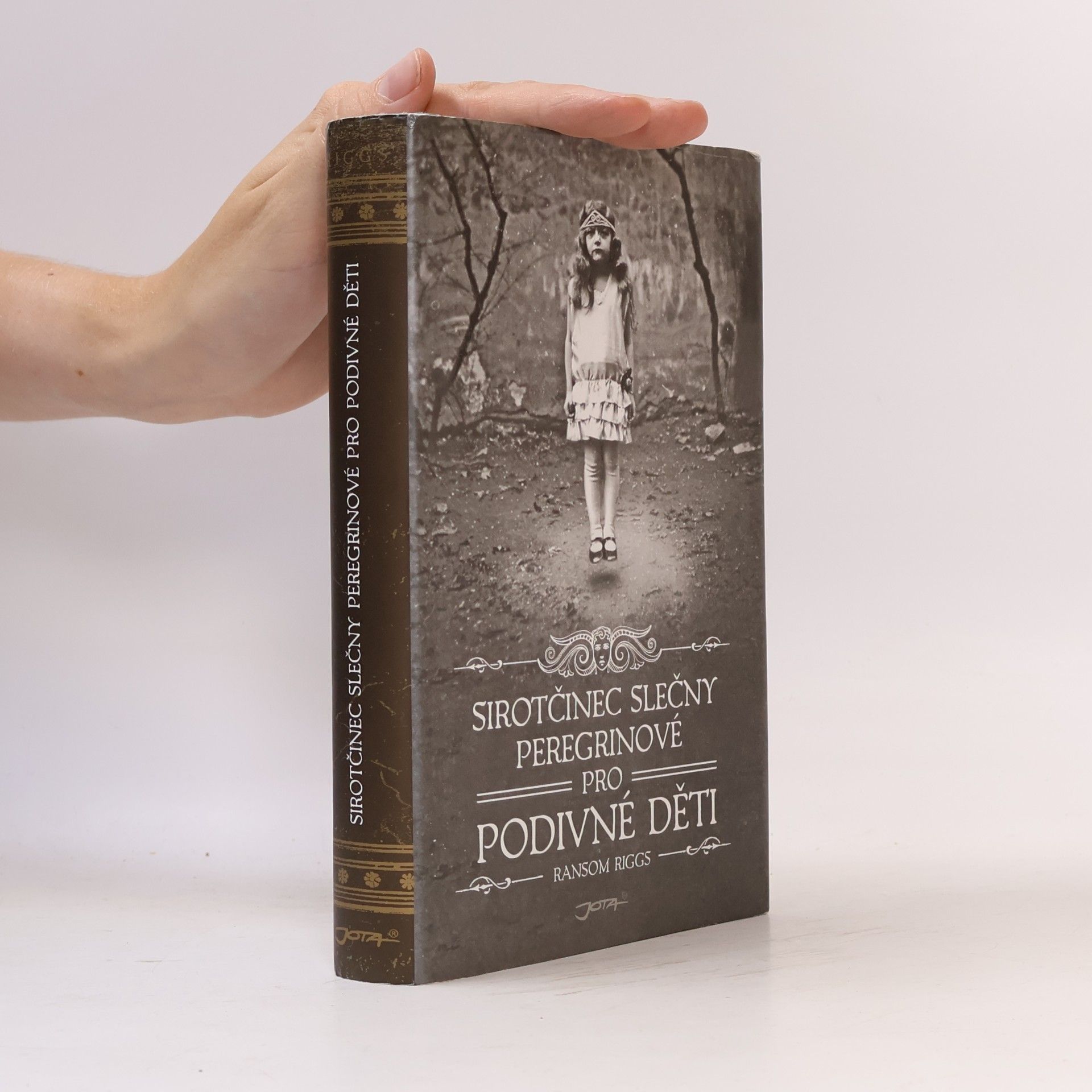 Ransom Riggs Sirotčinec slečny Peregrinové pro podivné děti