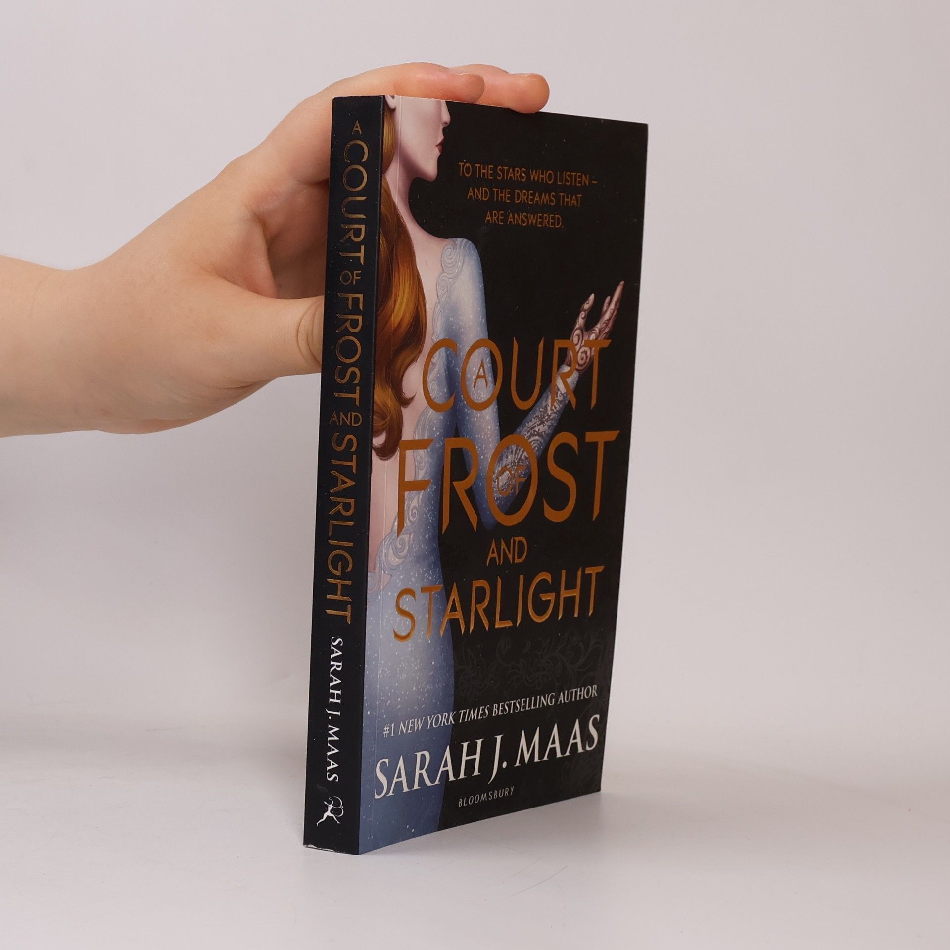 Sarah J. Maas A Court of Frost and Starlight
