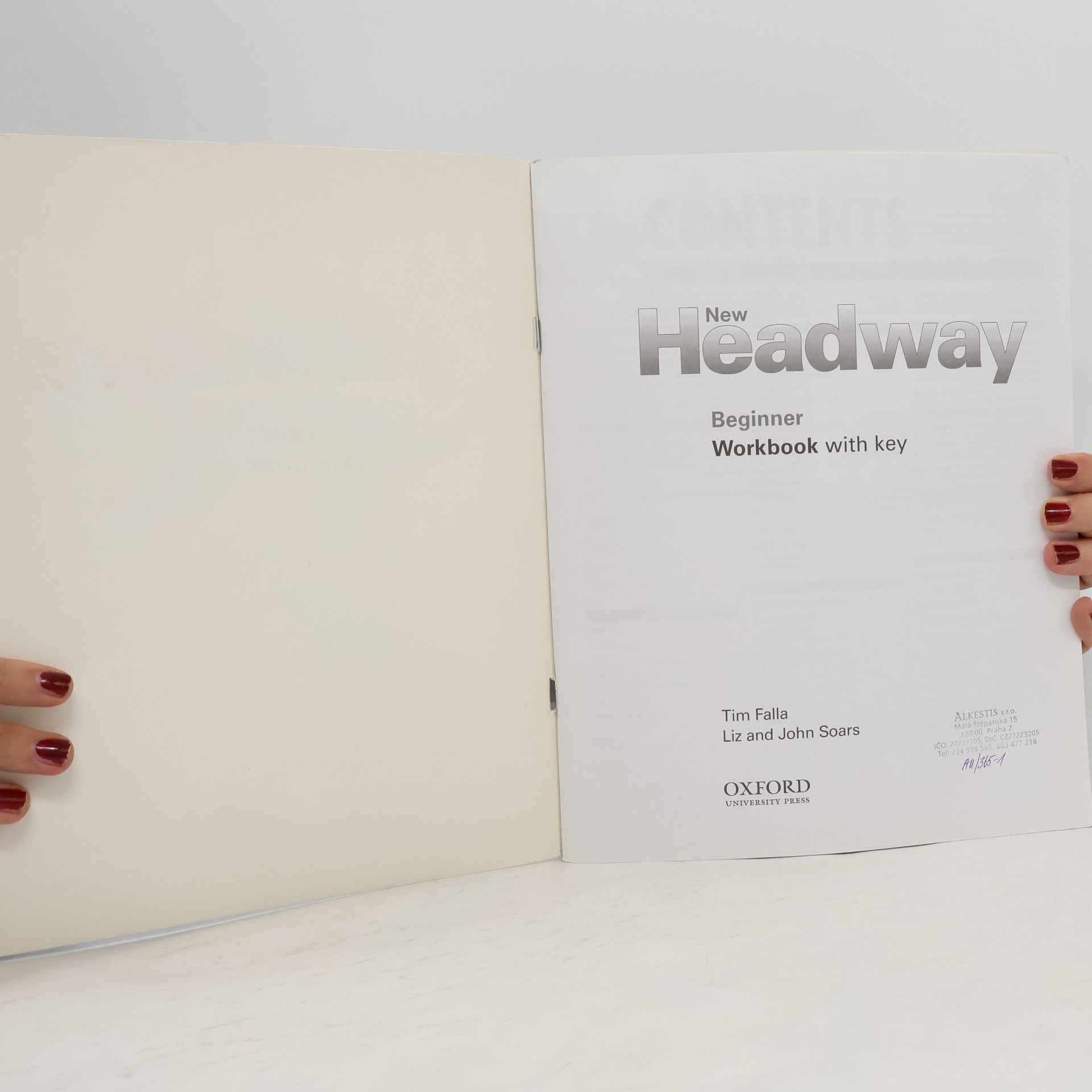 Tim Falla New Headway English course. Beginner workbook with key