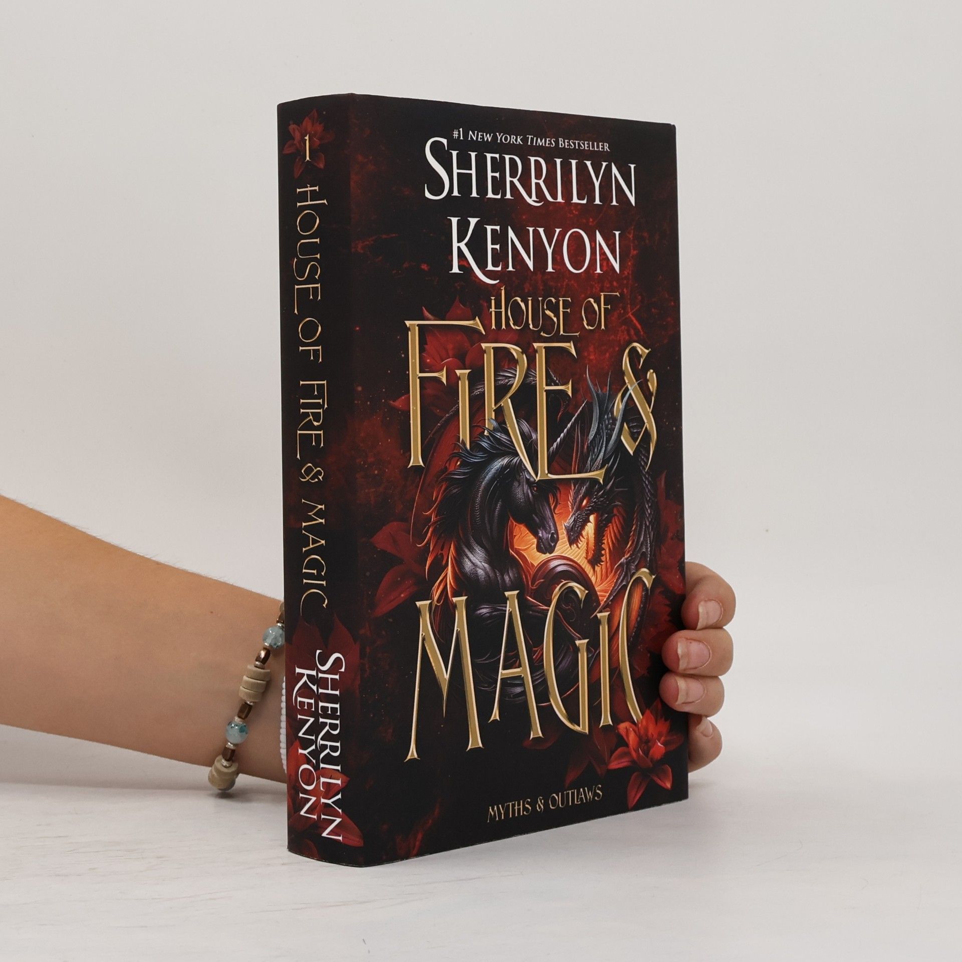 Sherrilyn Kenyon Myths & Outlaws - 1: House of Fire and Magic: Special Edition