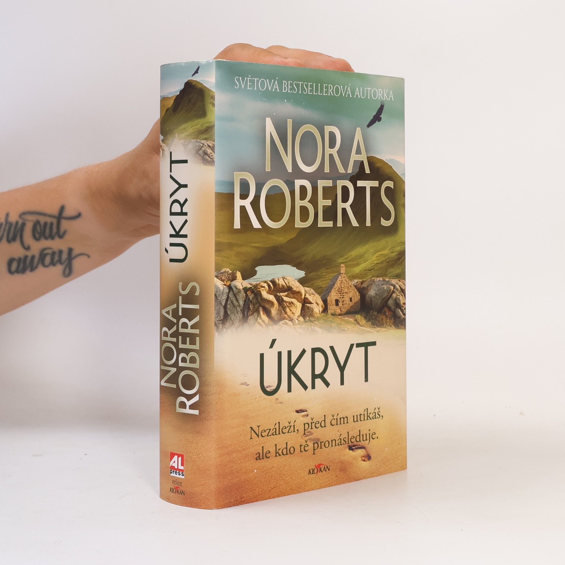 Nora Roberts Úkryt