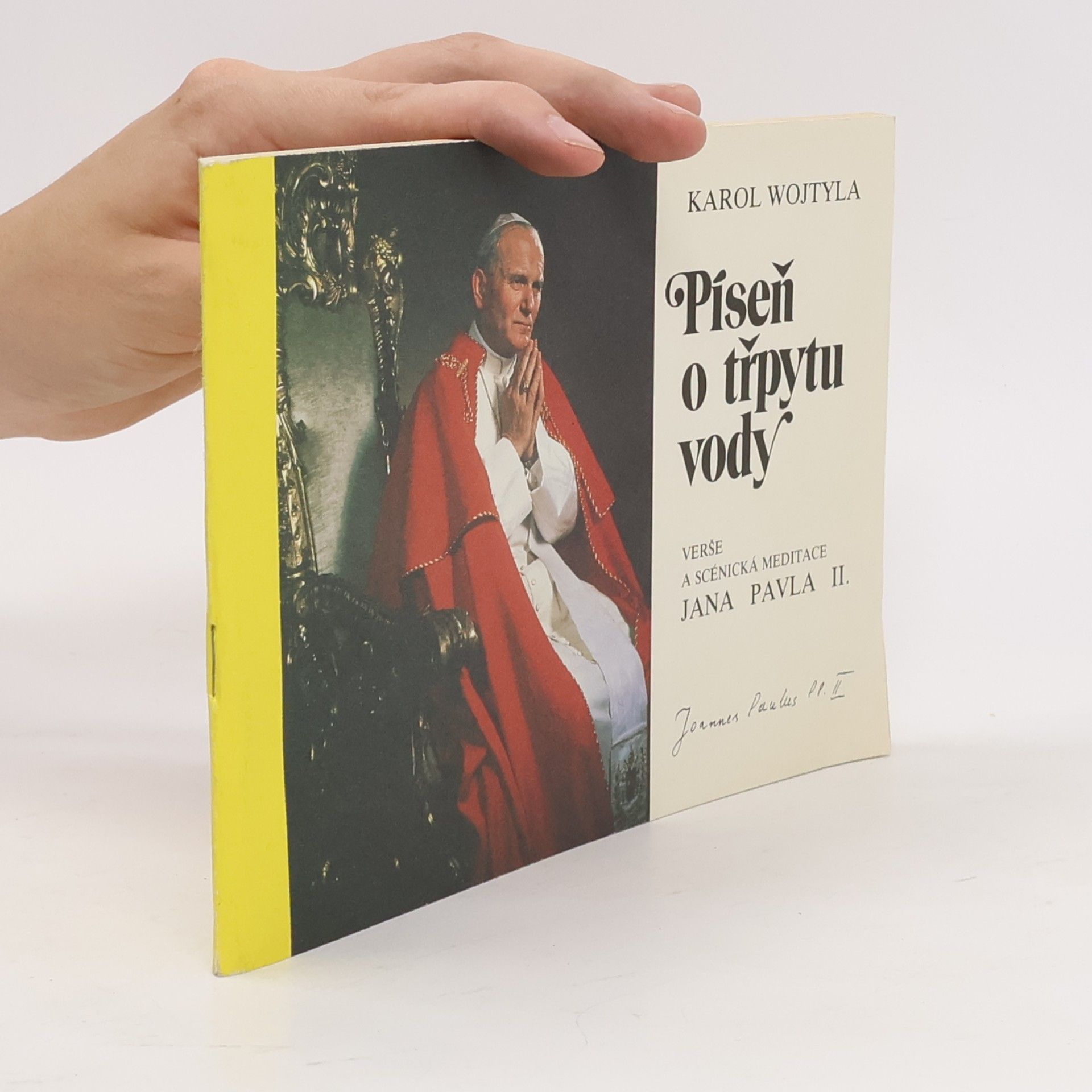 Helena Stachová Píseň o třpytu vody: Verše a scénické meditace Před zlatnickým krámem Jana Pavla II.