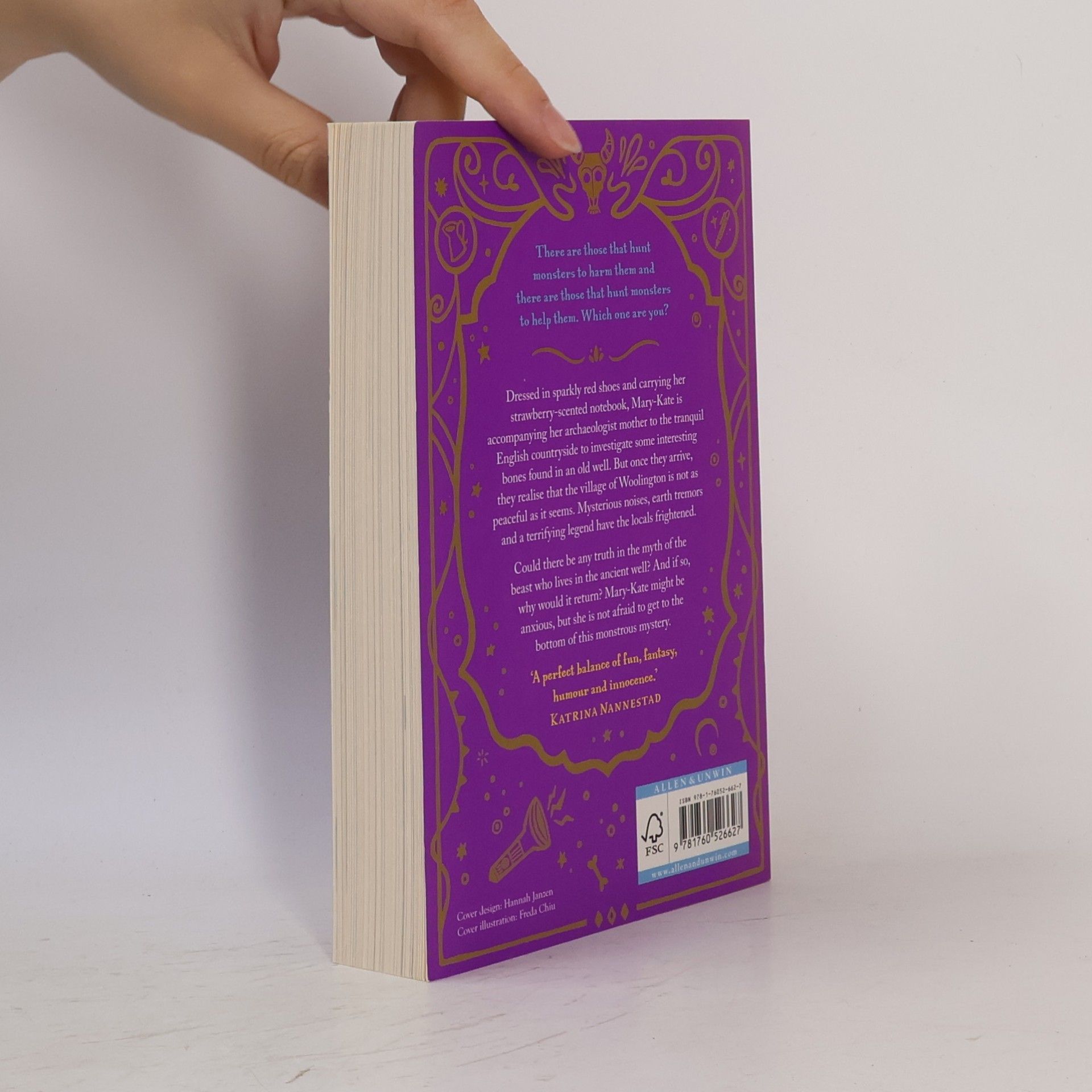 Karen Foxlee Miss Mary-Kate Martin's Guide to Monsters - 1: The Wrath of the Woolington Wyrm