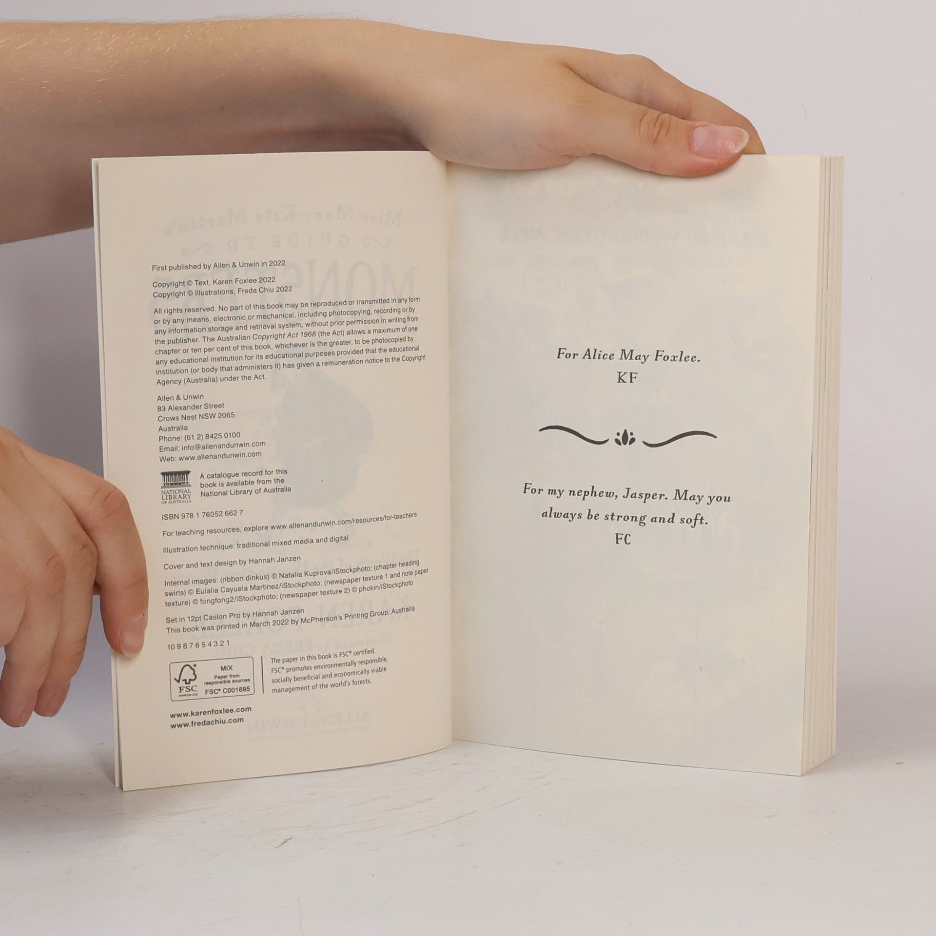 Karen Foxlee Miss Mary-Kate Martin's Guide to Monsters - 1: The Wrath of the Woolington Wyrm