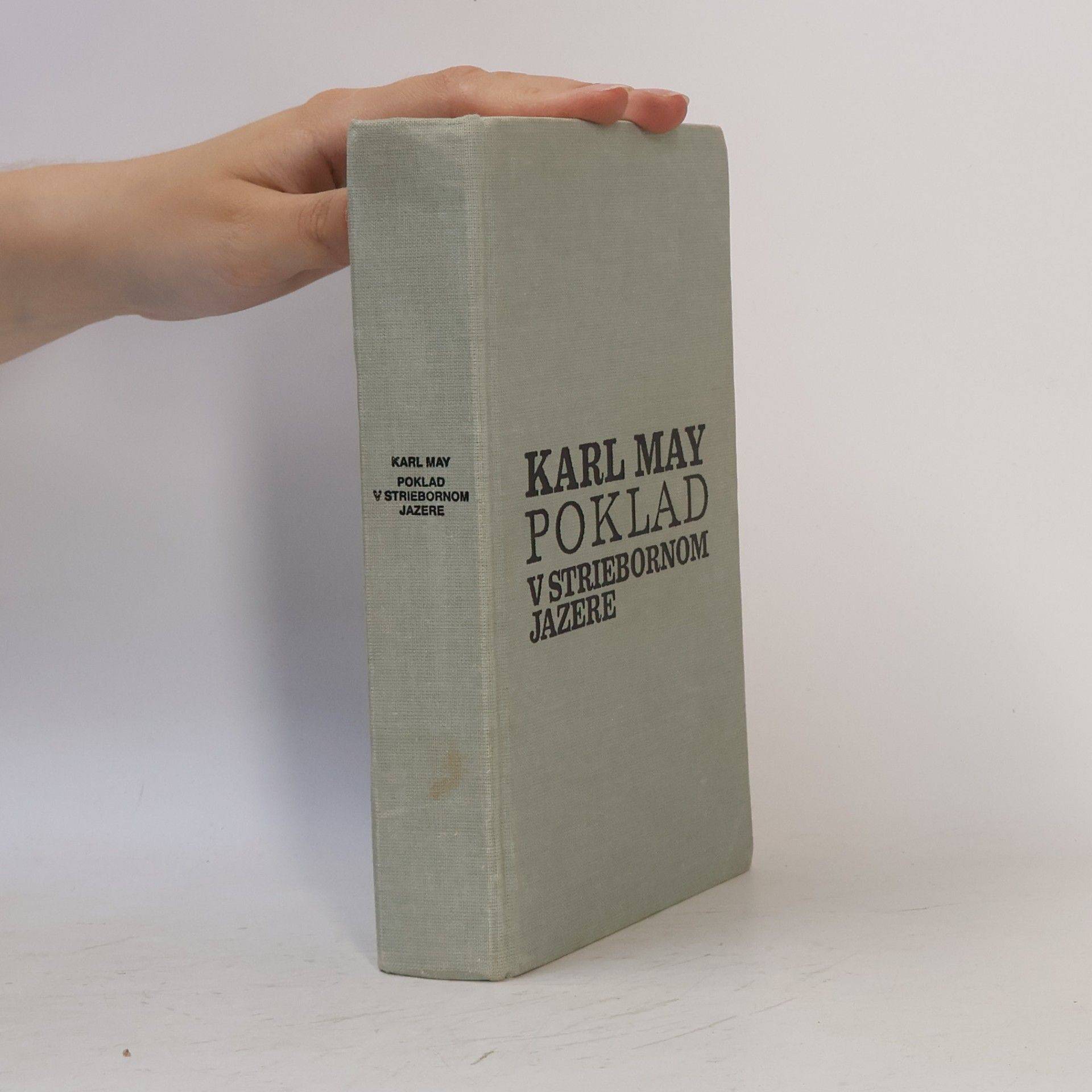 Karl May Poklad v striebornom jazere
