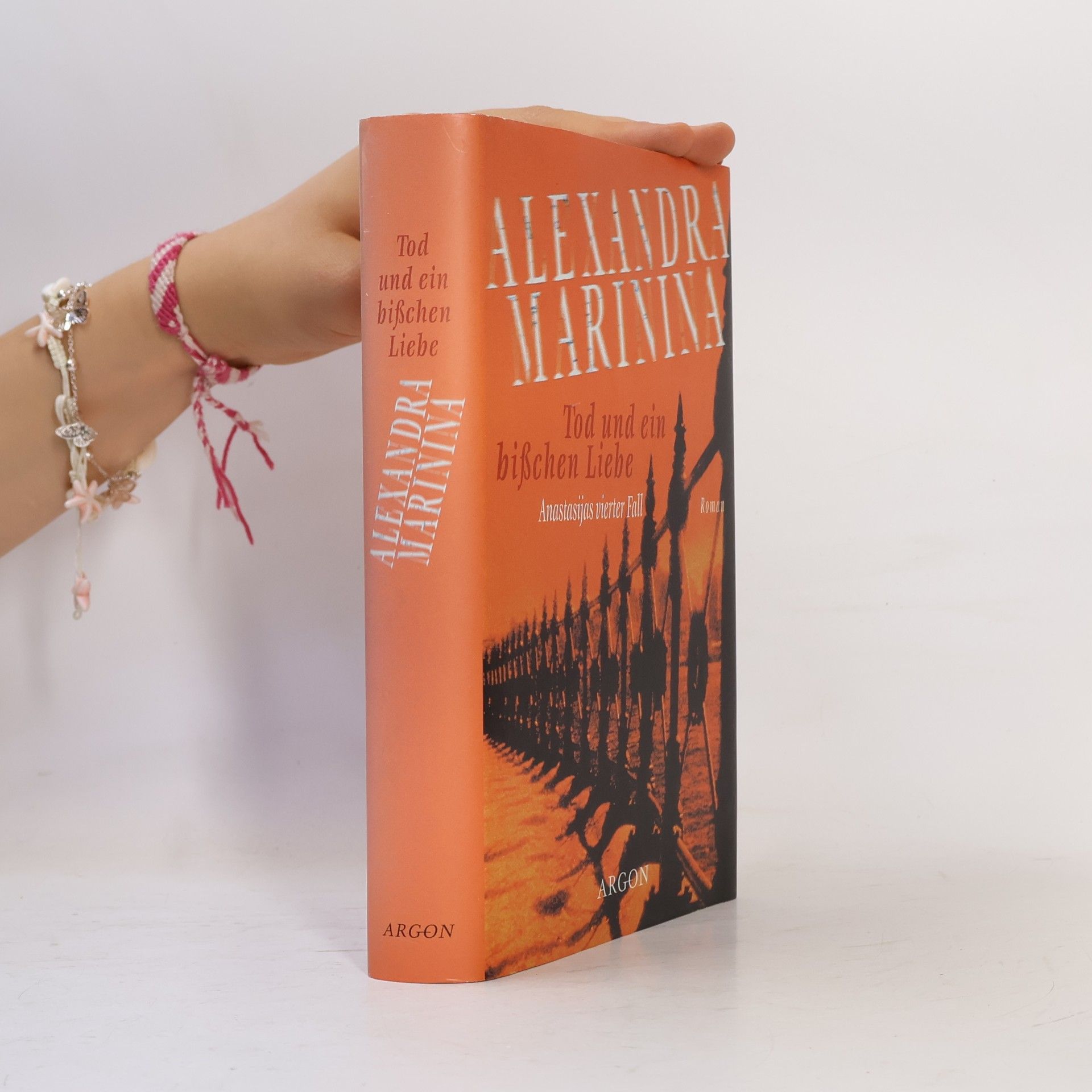 Alexandra Marininová Tod und ein bißchen Liebe
