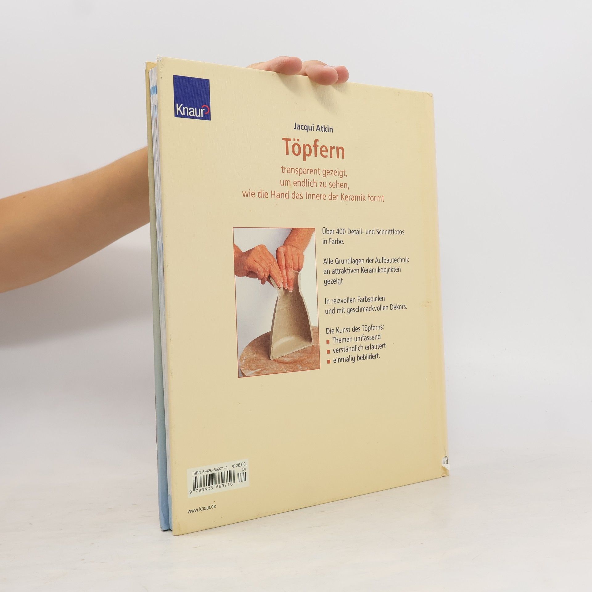 Jacqui Atkin Aufbaukeramik transparent gezeigt