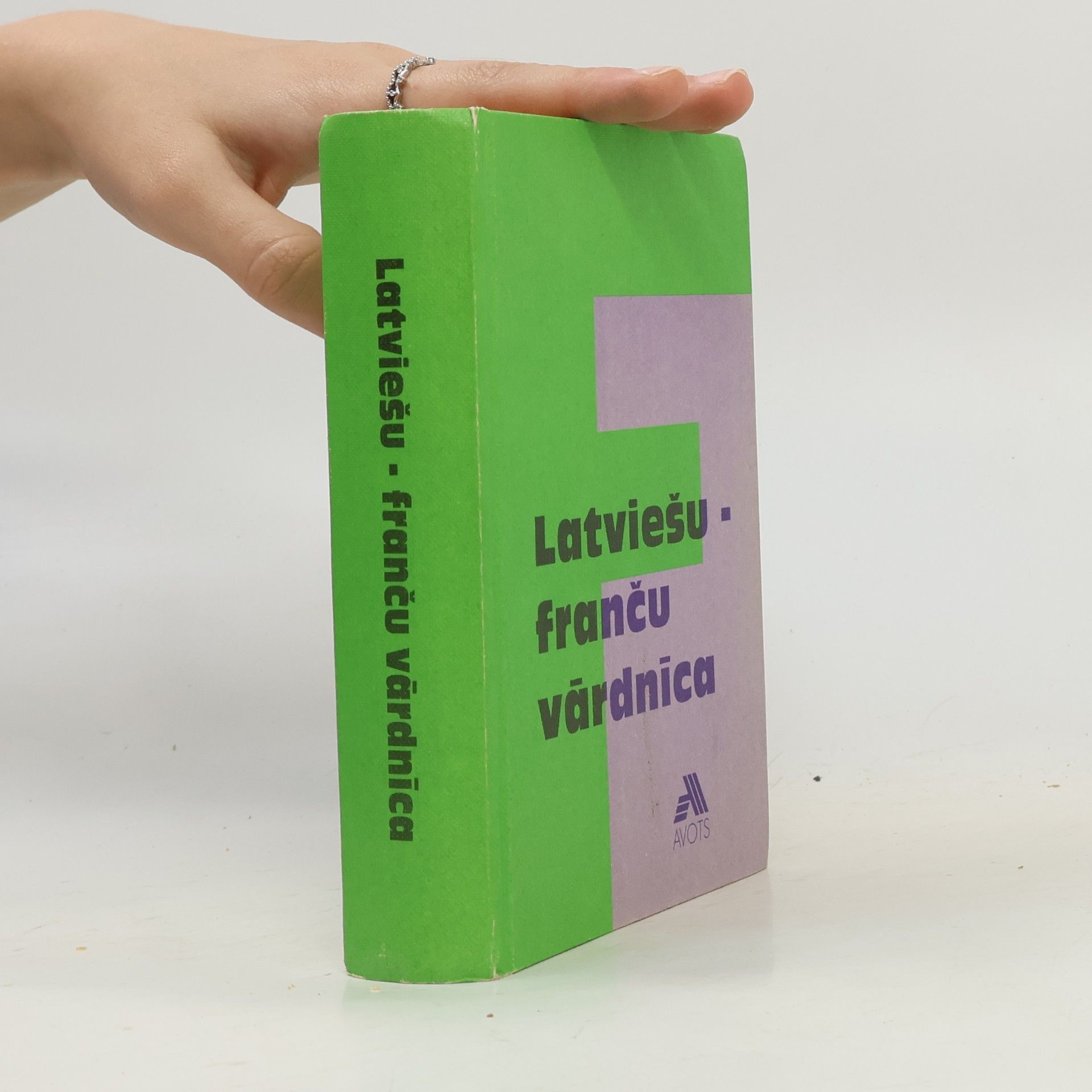 Luīze Šternberga Latviešu - franču vārdnīca
