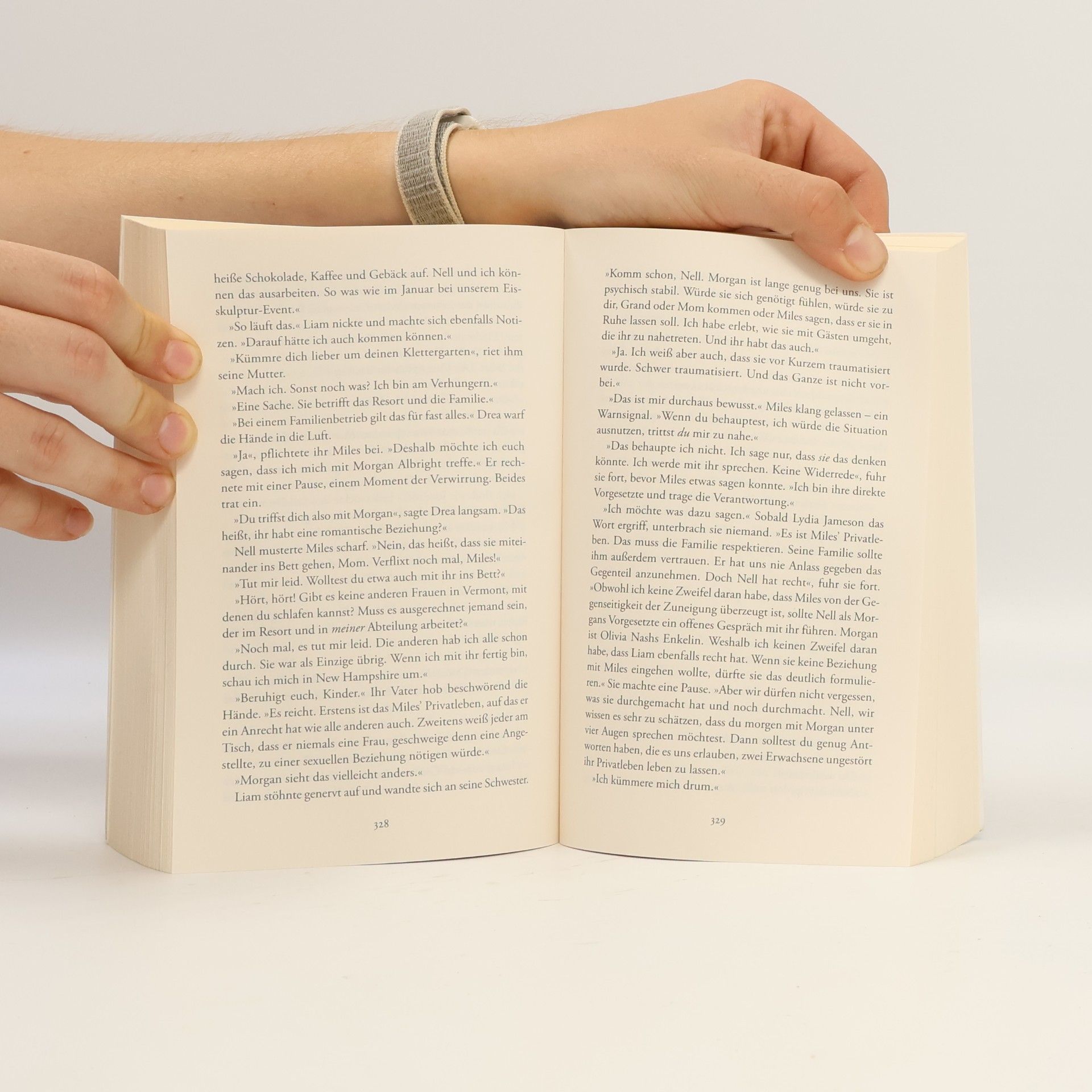 Nora Roberts Spur der Finsternis