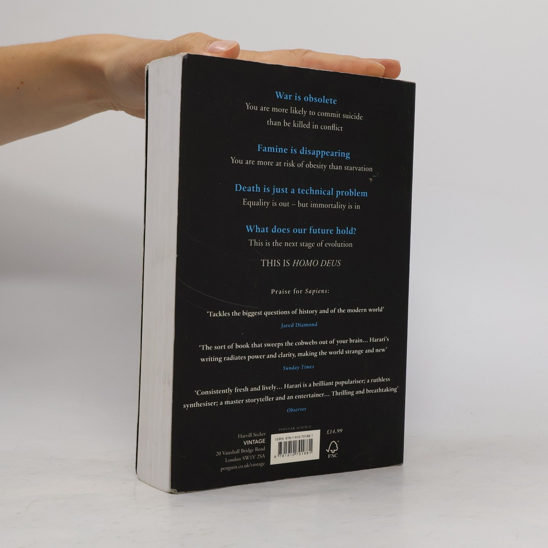 Yuval Noah Harari Homo Deus : a brief history of tomorrow