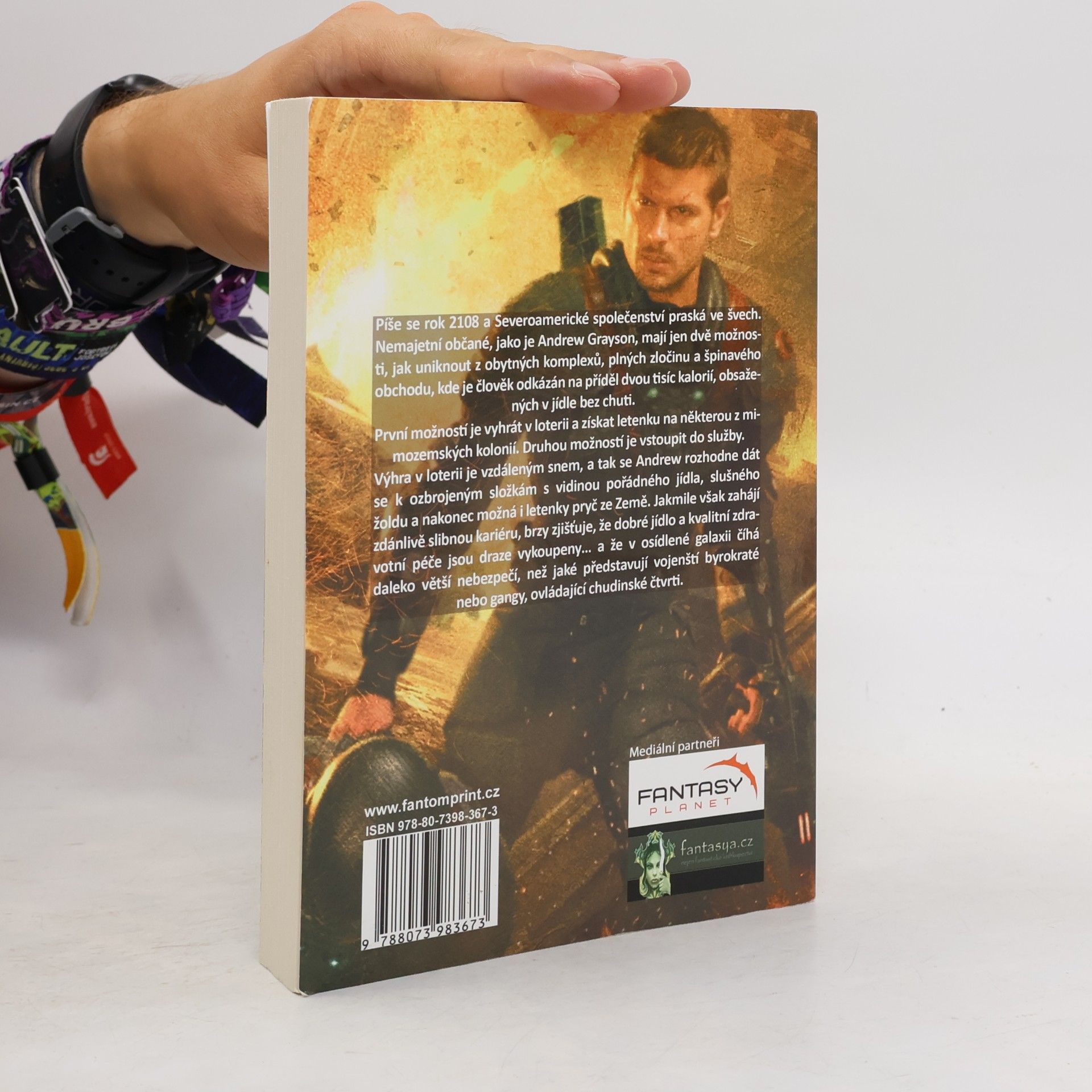 Marko Kloos První linie. Smlouva na život