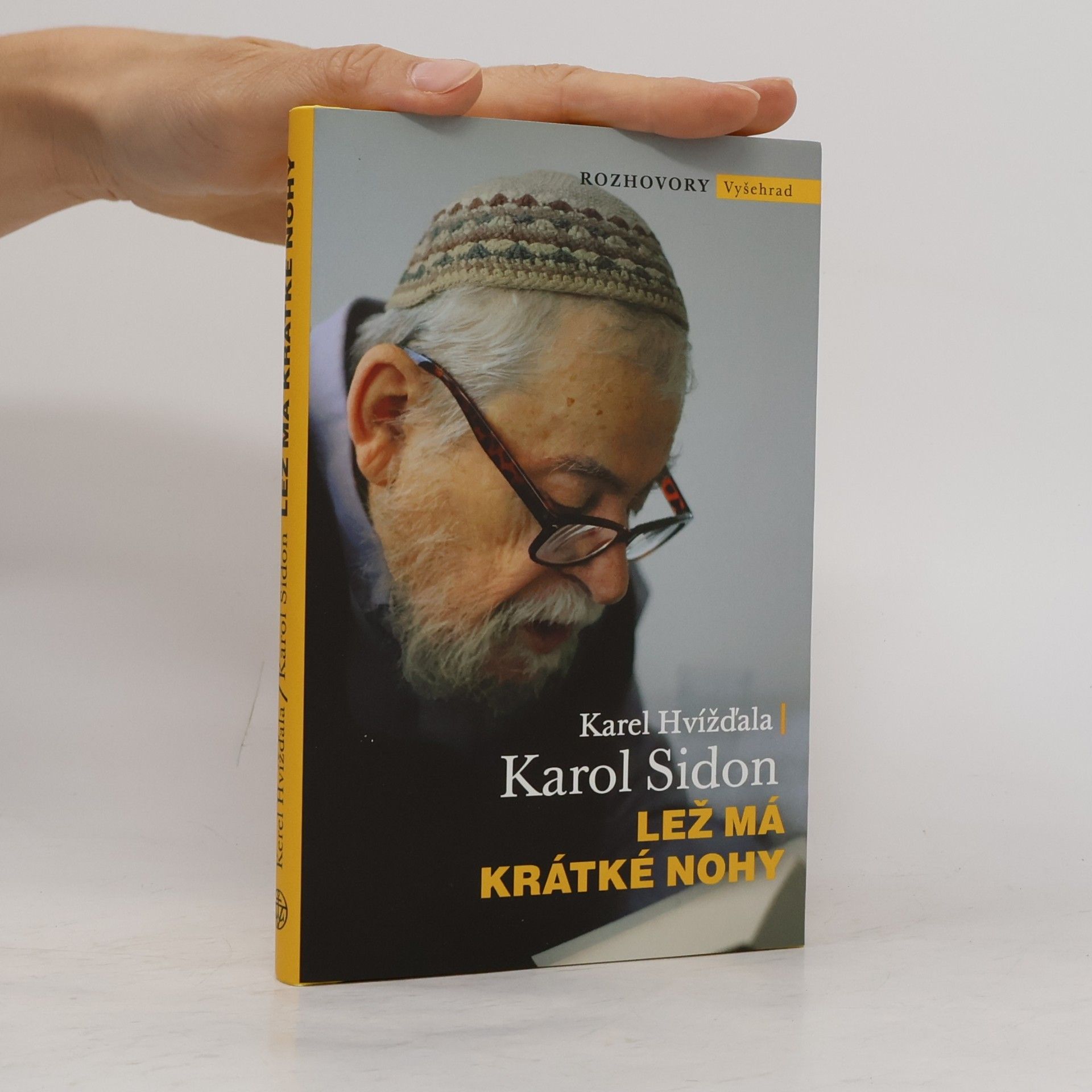 Karel Hvížďala Lež má krátké nohy