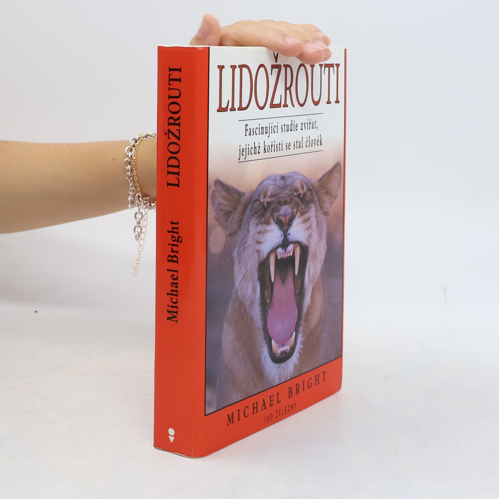 Martina Rejhová Lidožrouti. Fascinující studie zvířat, jejichž kořistí se stal člověk