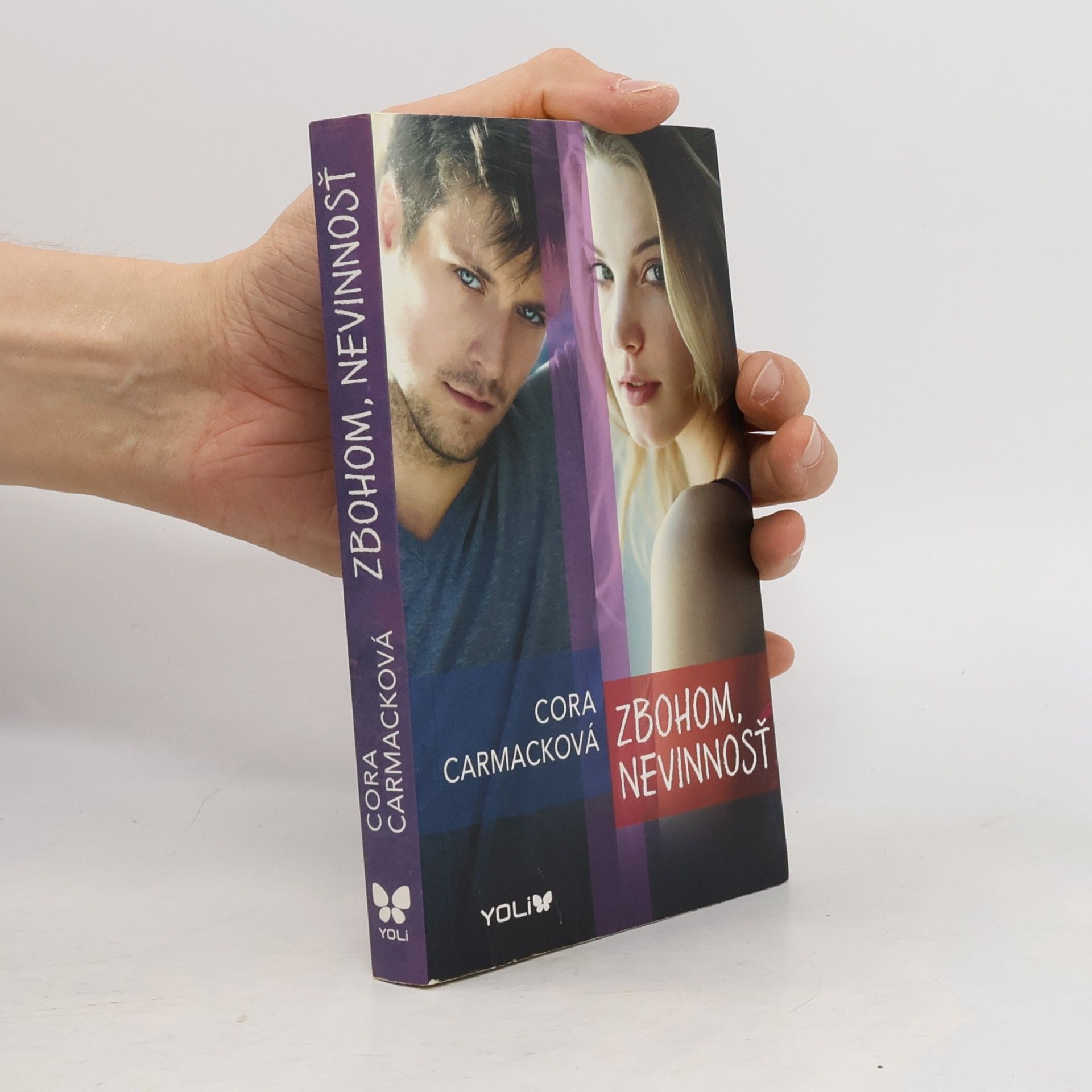 Cora Carmack Zbohom, nevinnosť