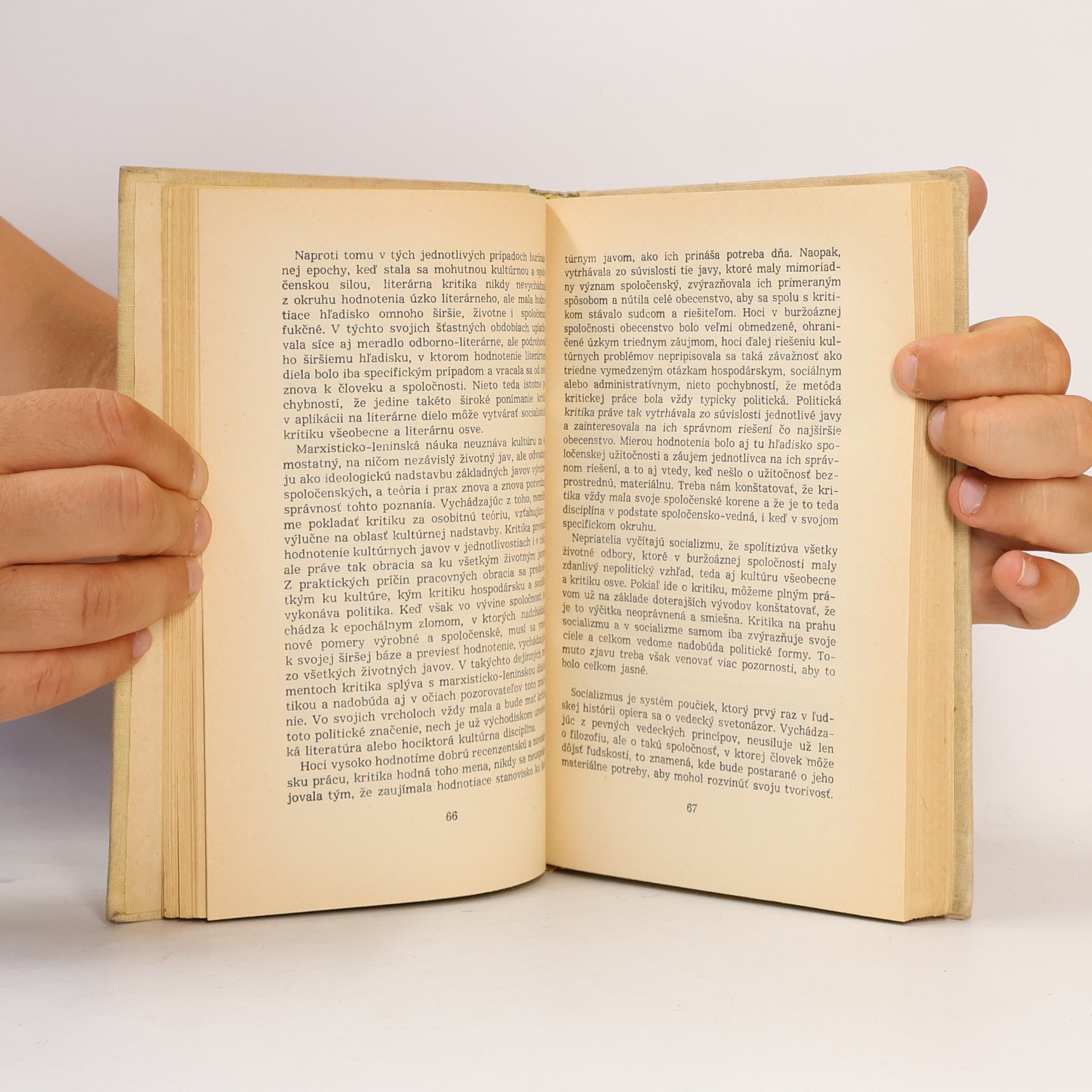 Michal Chorváth Za nové obzory: Štúdie literárnokritické