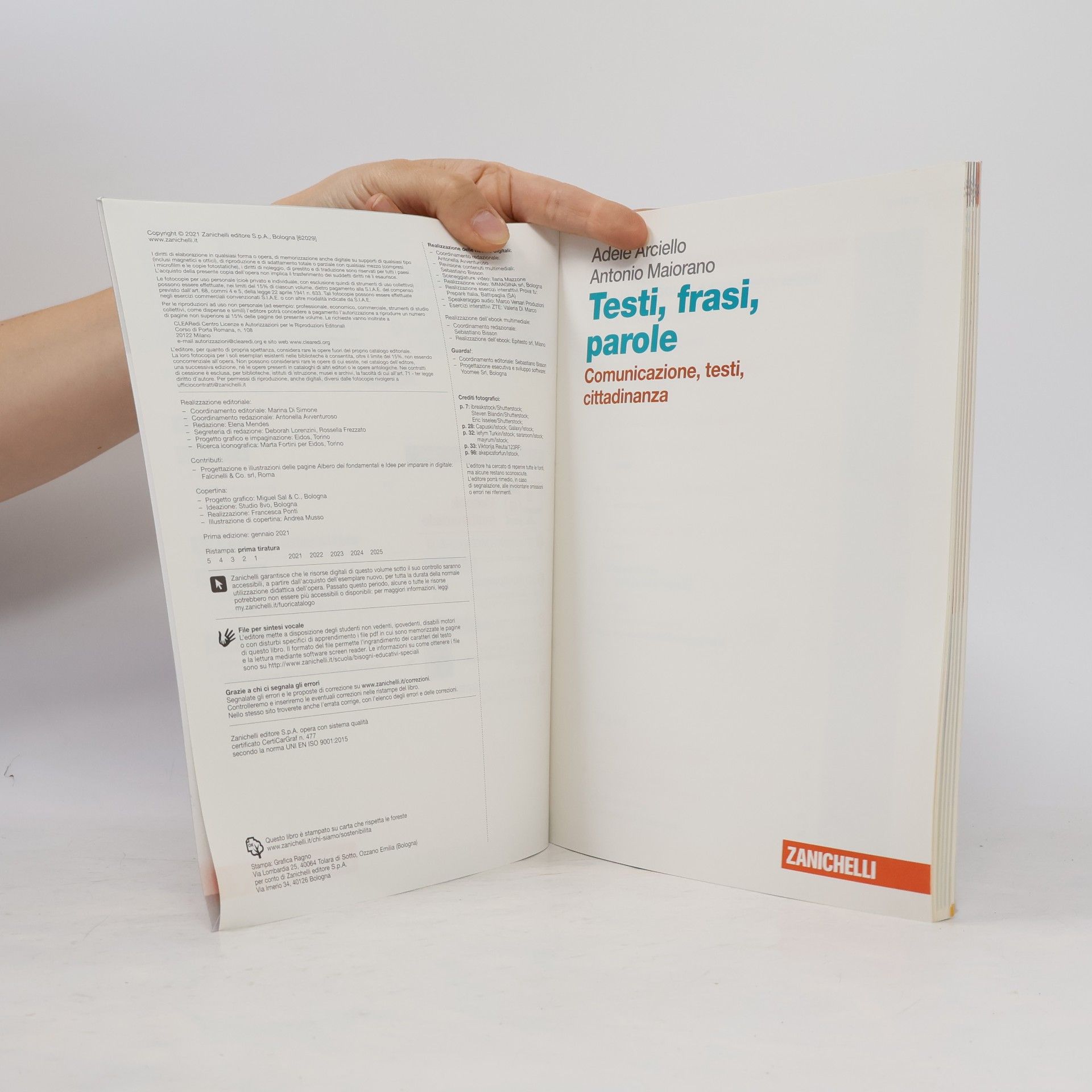 Adele Arciello Testi, frasi, parole. Grammatica e lessico-Comunicazione, testi, cittadinanza. Per le Scuole superiori. Con e-book. Con espansione online