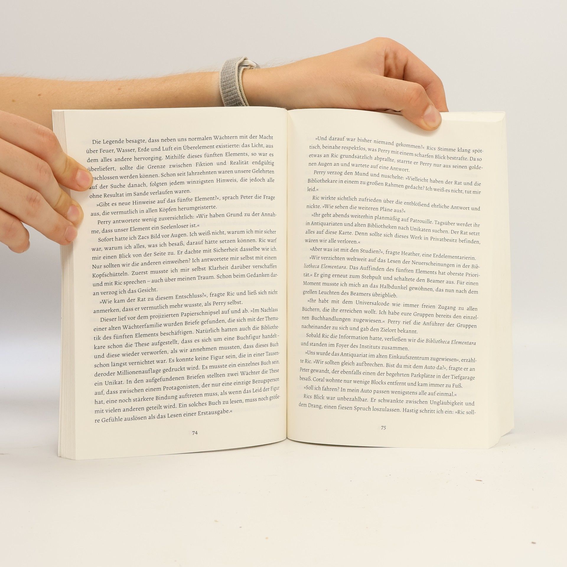 Stefanie Hasse Book elements - die Magie zwischen den Zeilen