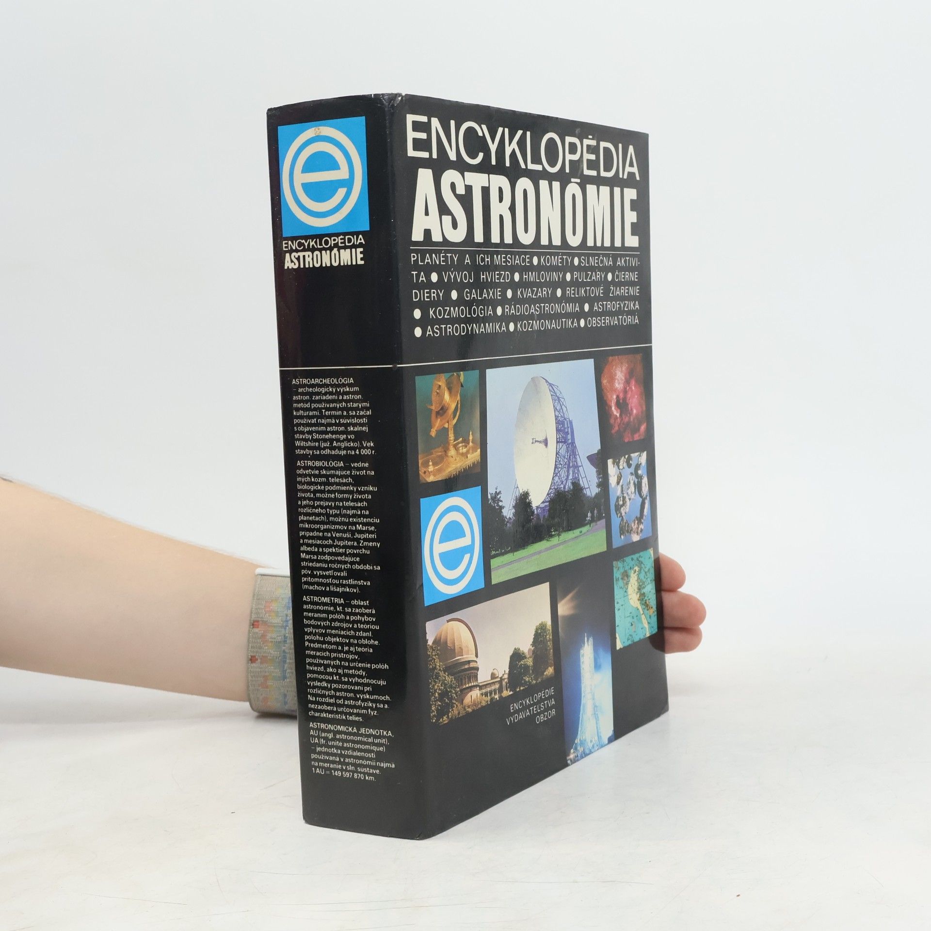 A. Hajduk Encyklopédia astronómie