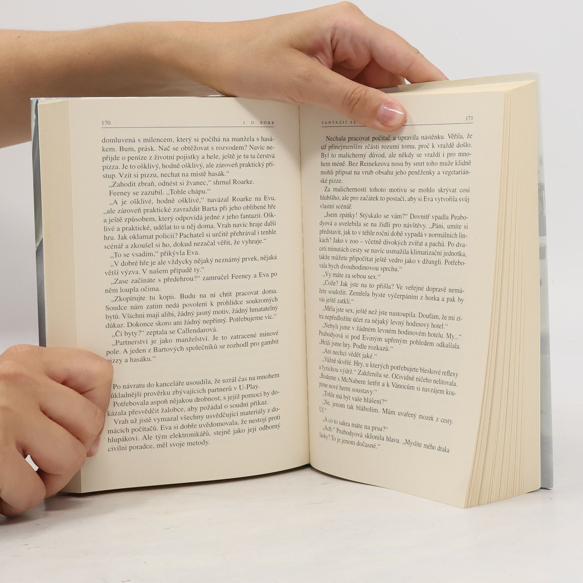 Nora Roberts Fantazii se meze nekladou