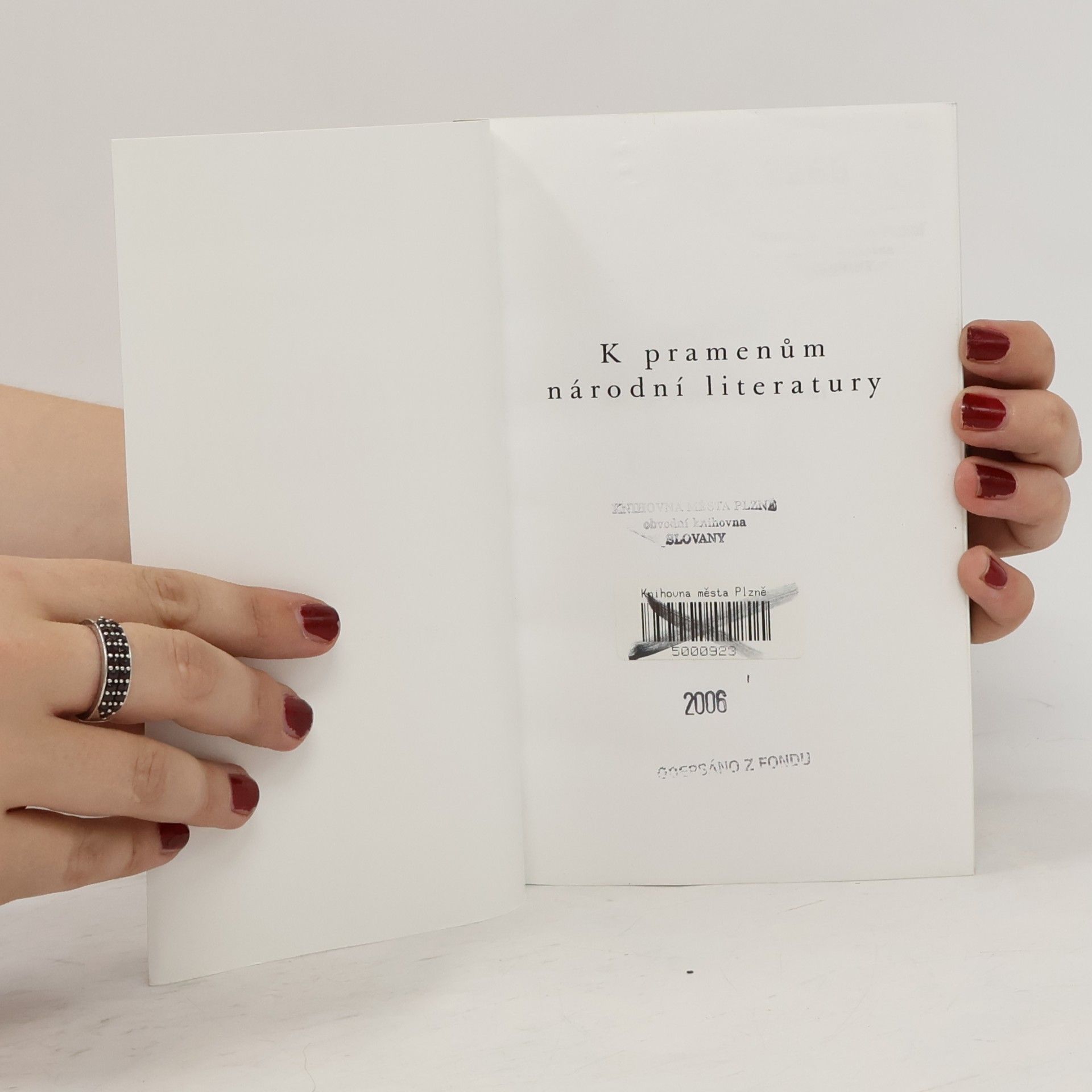 Viktor Viktora K pramenům národní literarury