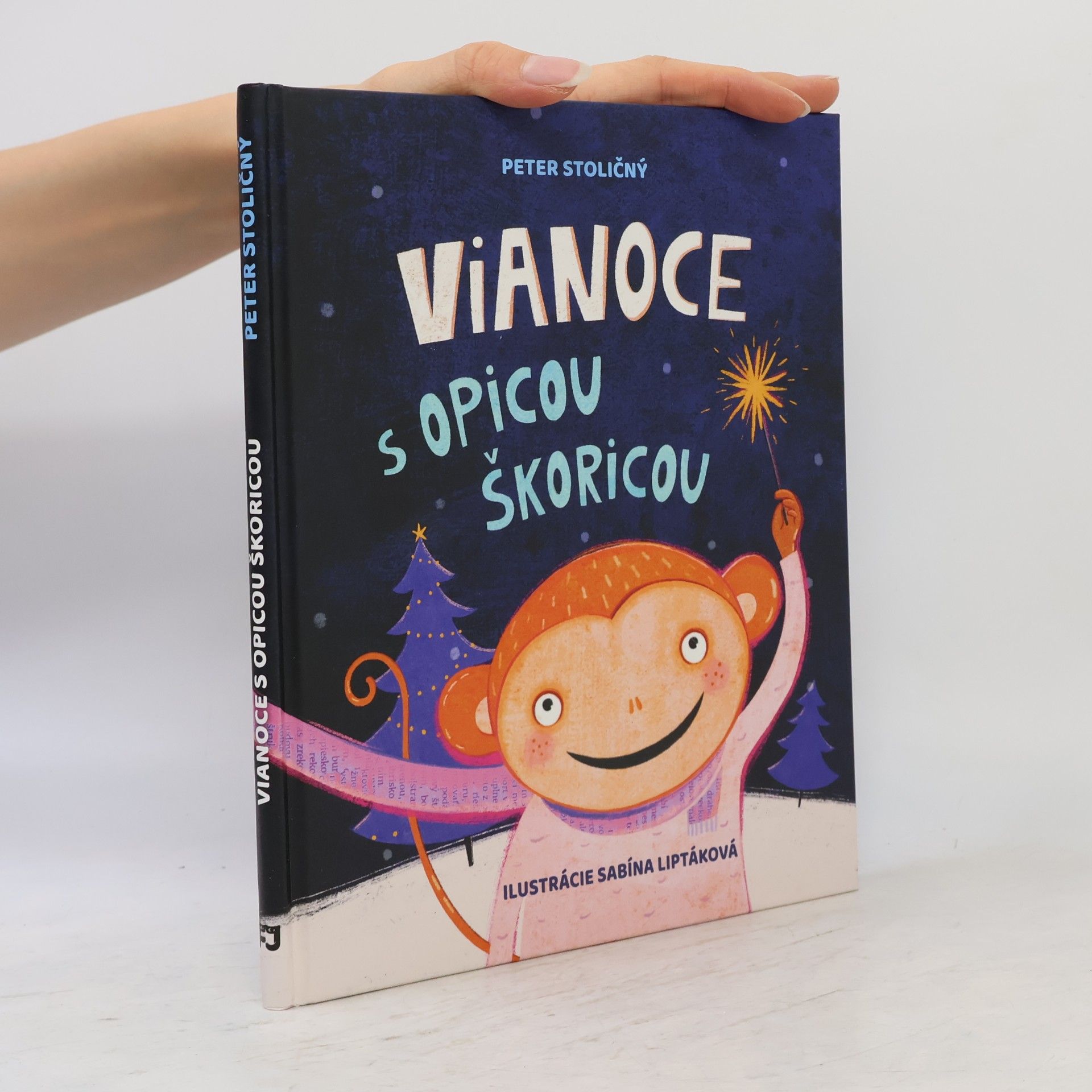 Vianoce s opicou Škoricou