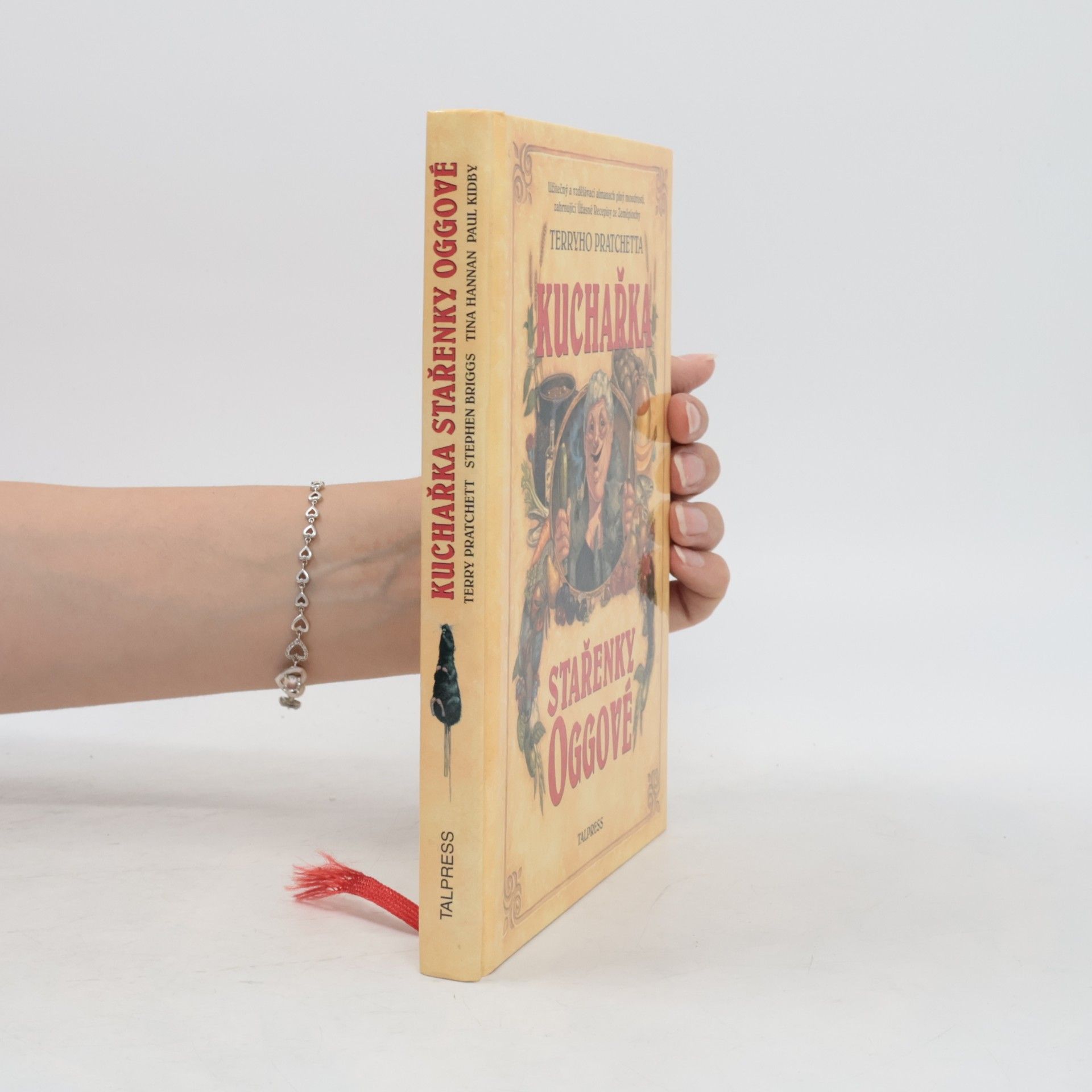 Terry Pratchett Kuchařka stařenky Oggové