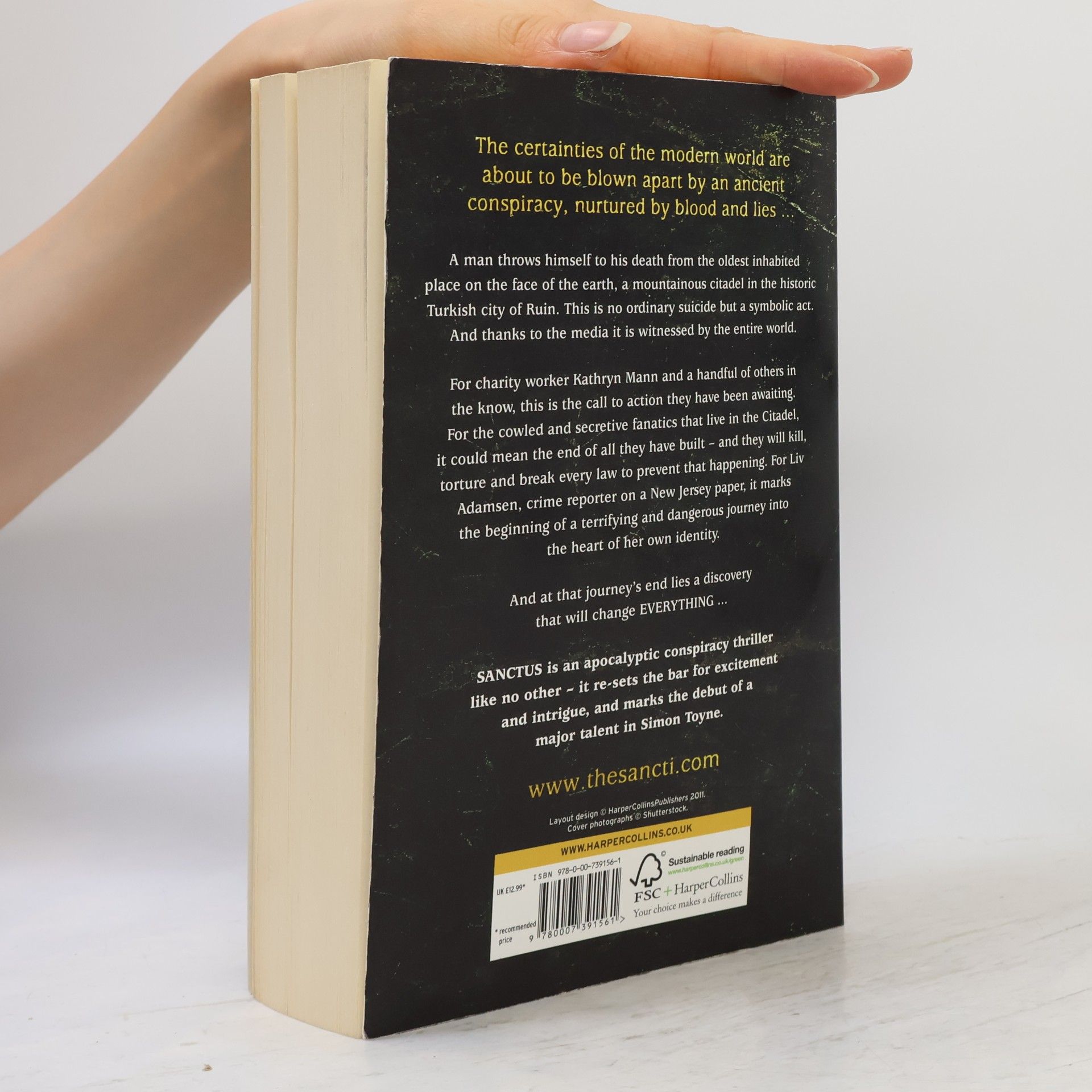 Simon Toyne Sanctus - English Edition: Revelation Or Devastation?