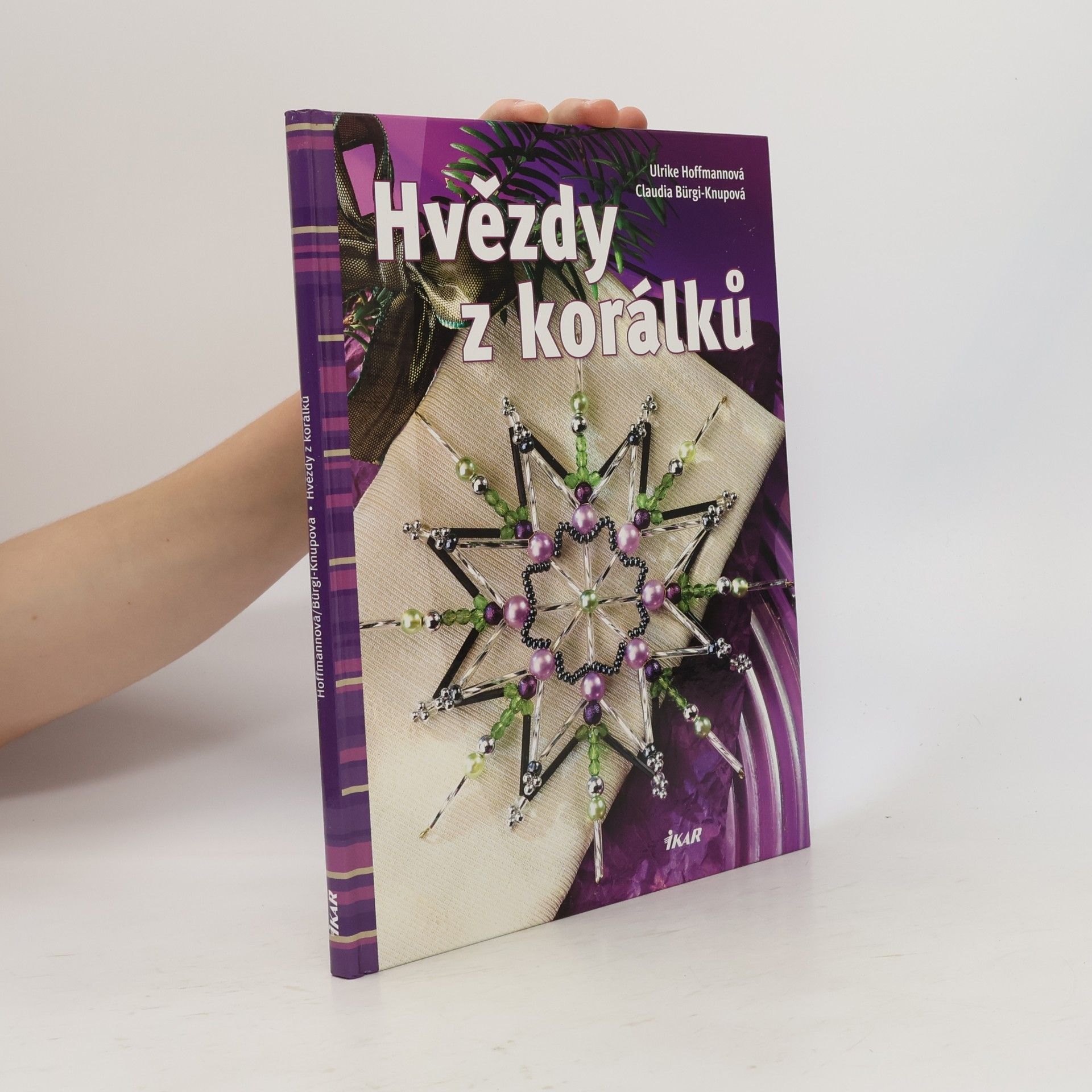 Ulrike Hoffmann-Richter Hvězdy z korálků
