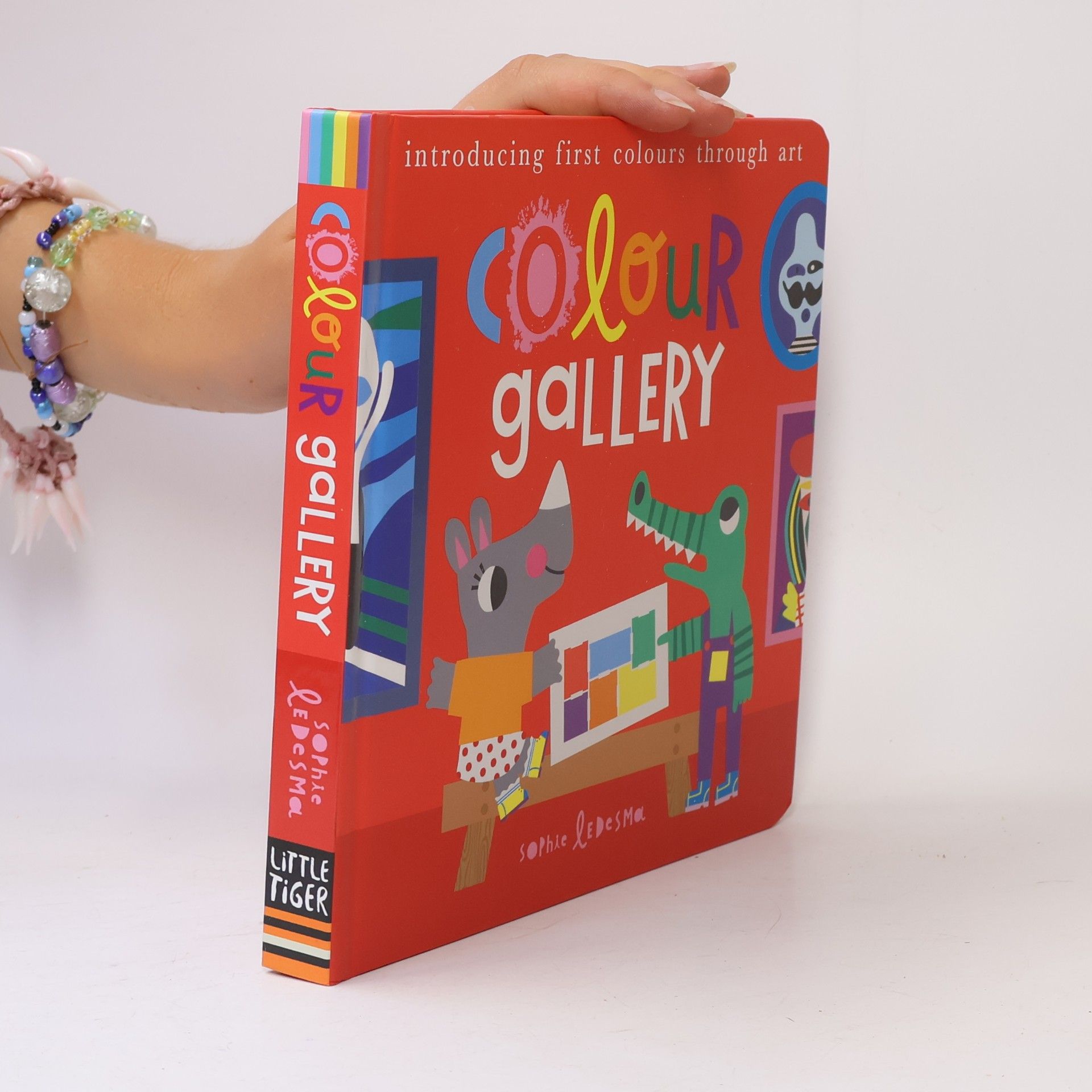 Isabel Otter Colour Gallery