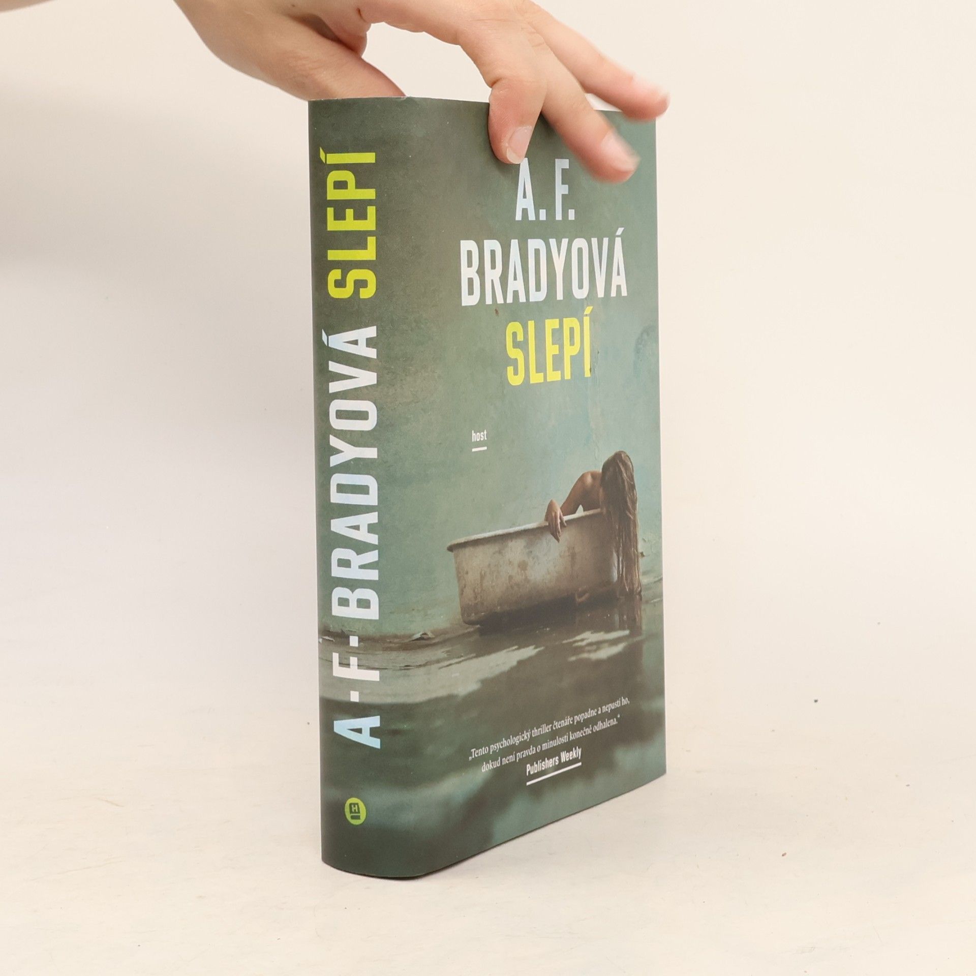 A. F. Brady Slepí