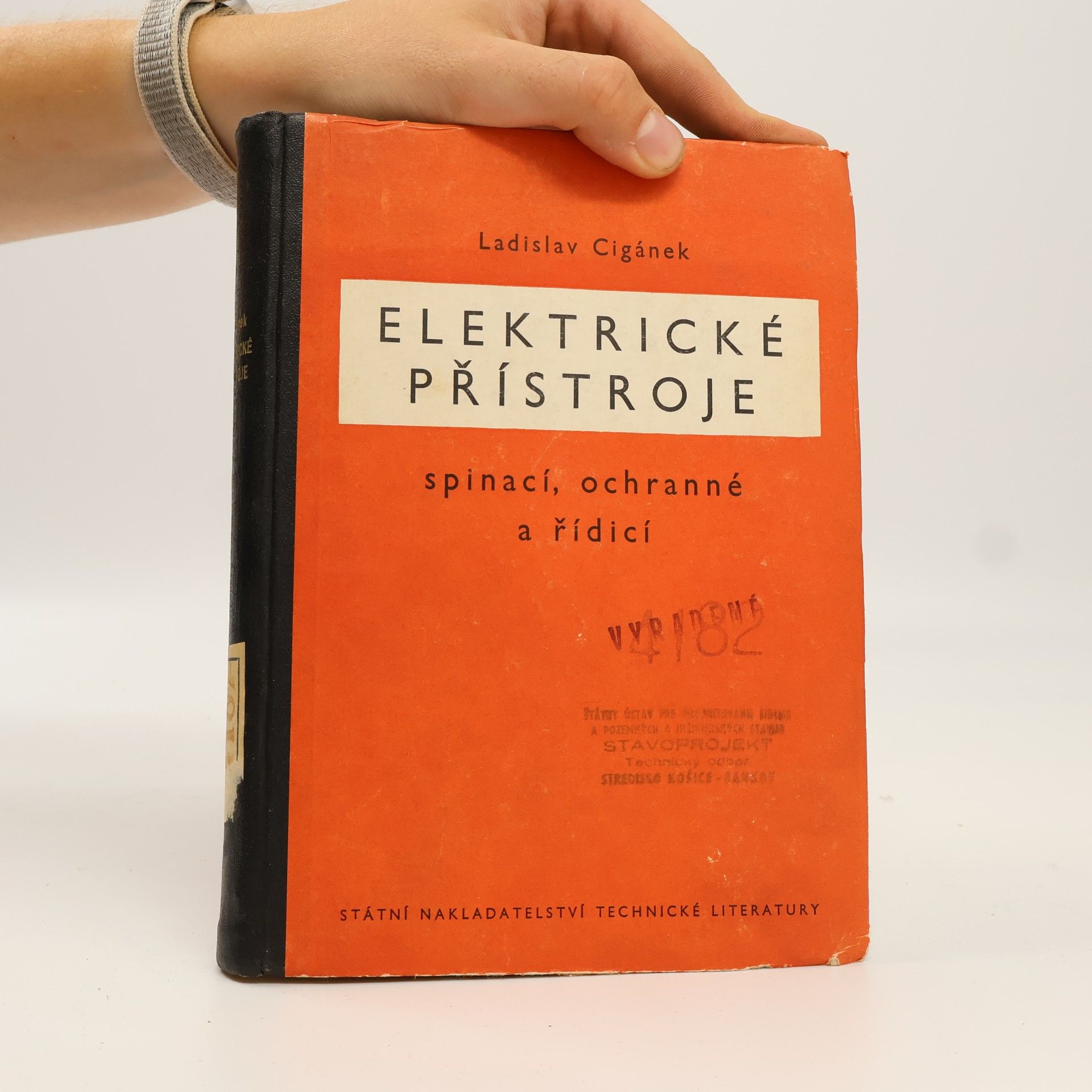 Ladislav Cigánek Elektrické přístroje spínací, ochranné a řídicí