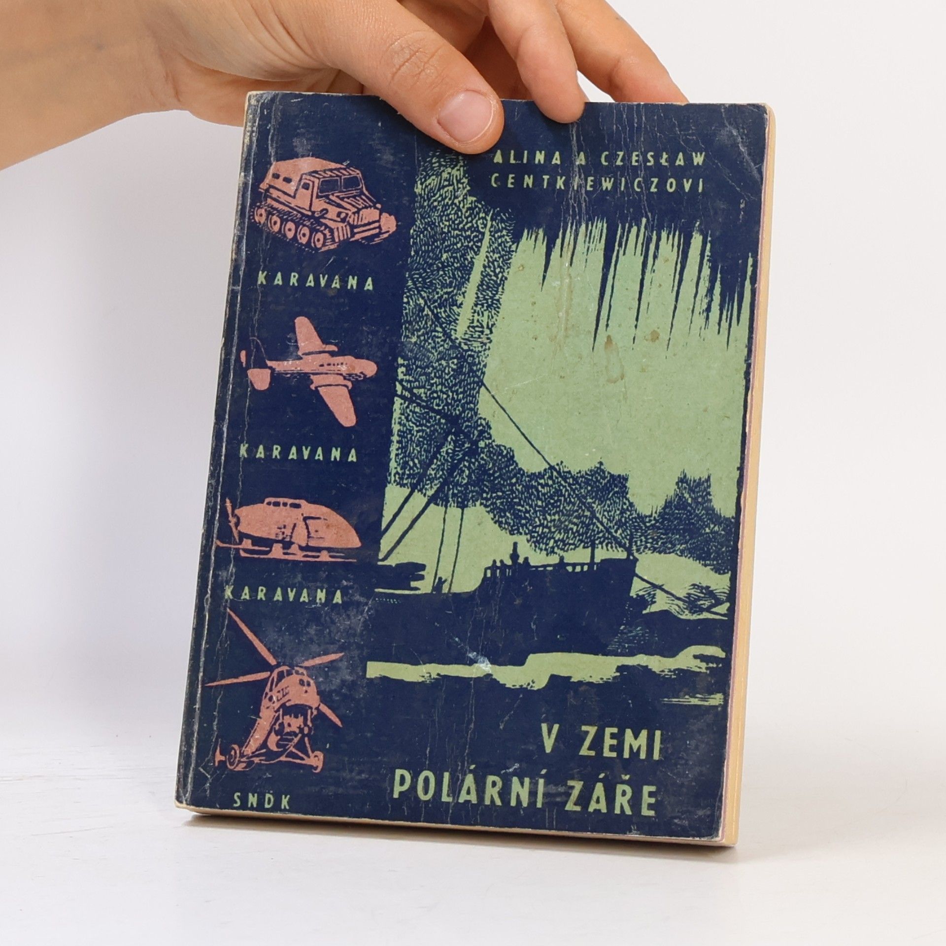 Alina Centkiewiczowa V zemi polární záře