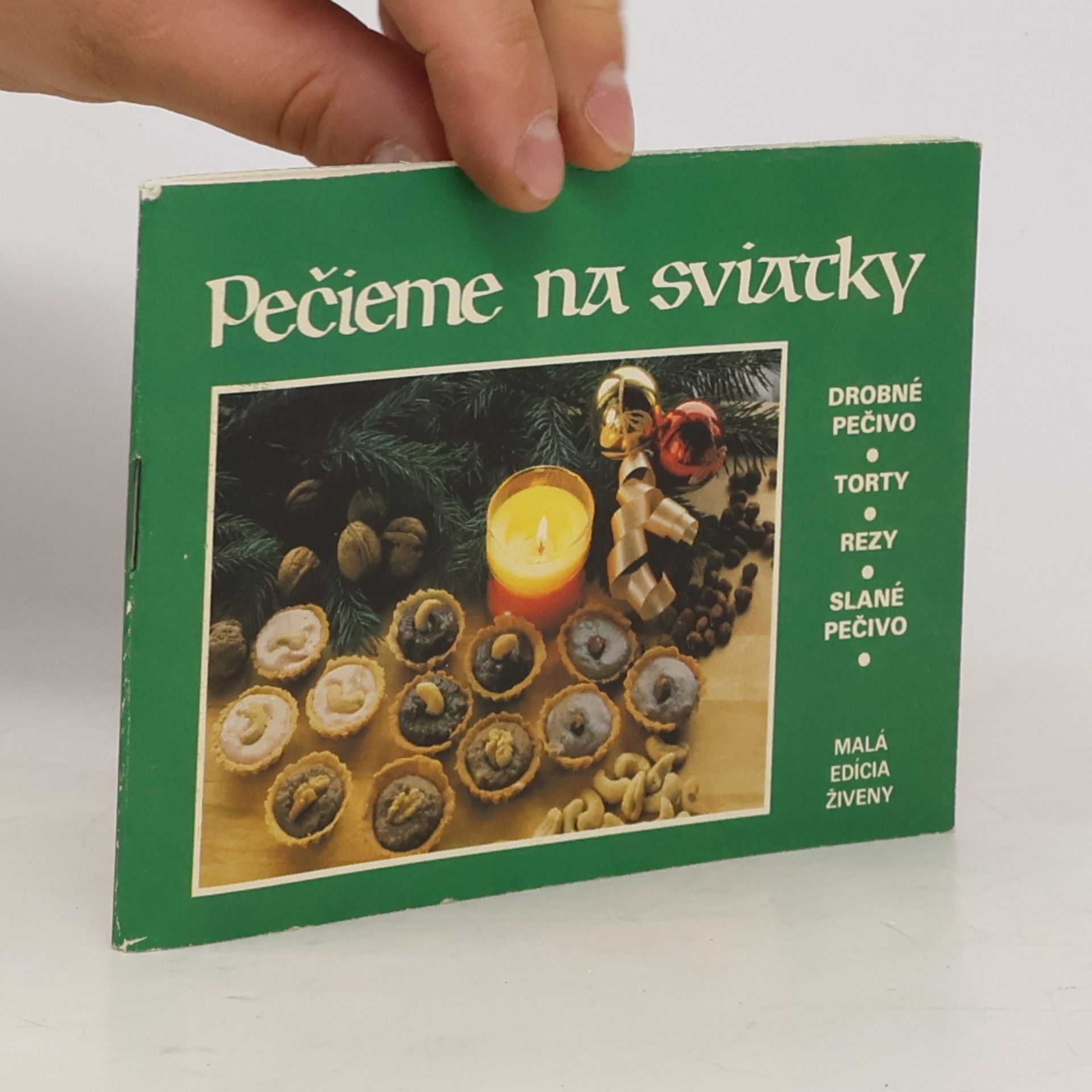 Katarína Petkaničová Pečieme na sviatky